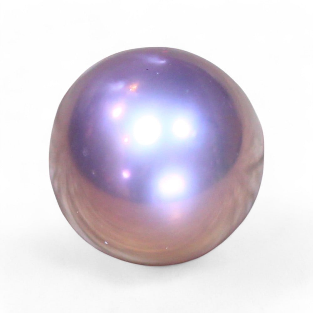 8.3mm 4.11 Carat Natural Cultured Akoya Fresh Water Pearl: Auction lot of Akoya Fresh Water Pearl Gem Type: Natural Akoya Fresh Water Pearl Carat Weight: 4.11Ct Dimension: 8.3 x 8.3 x 8.3 mm Origin: Asian SKU:P4 Birthstone for June and is often used in rings,