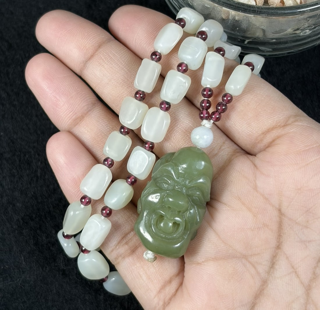 Natural Xinjiang Hetian Pale White Seed Jade Necklace With Celadon Luohan Head Pendant, 32AT: This full wearable necklace strand measures 62 cm in total length, constructed from pure natural untreated Xinjiang Hetian mutton fat white river seed nephrite pebbles with minimal faint natural skin 