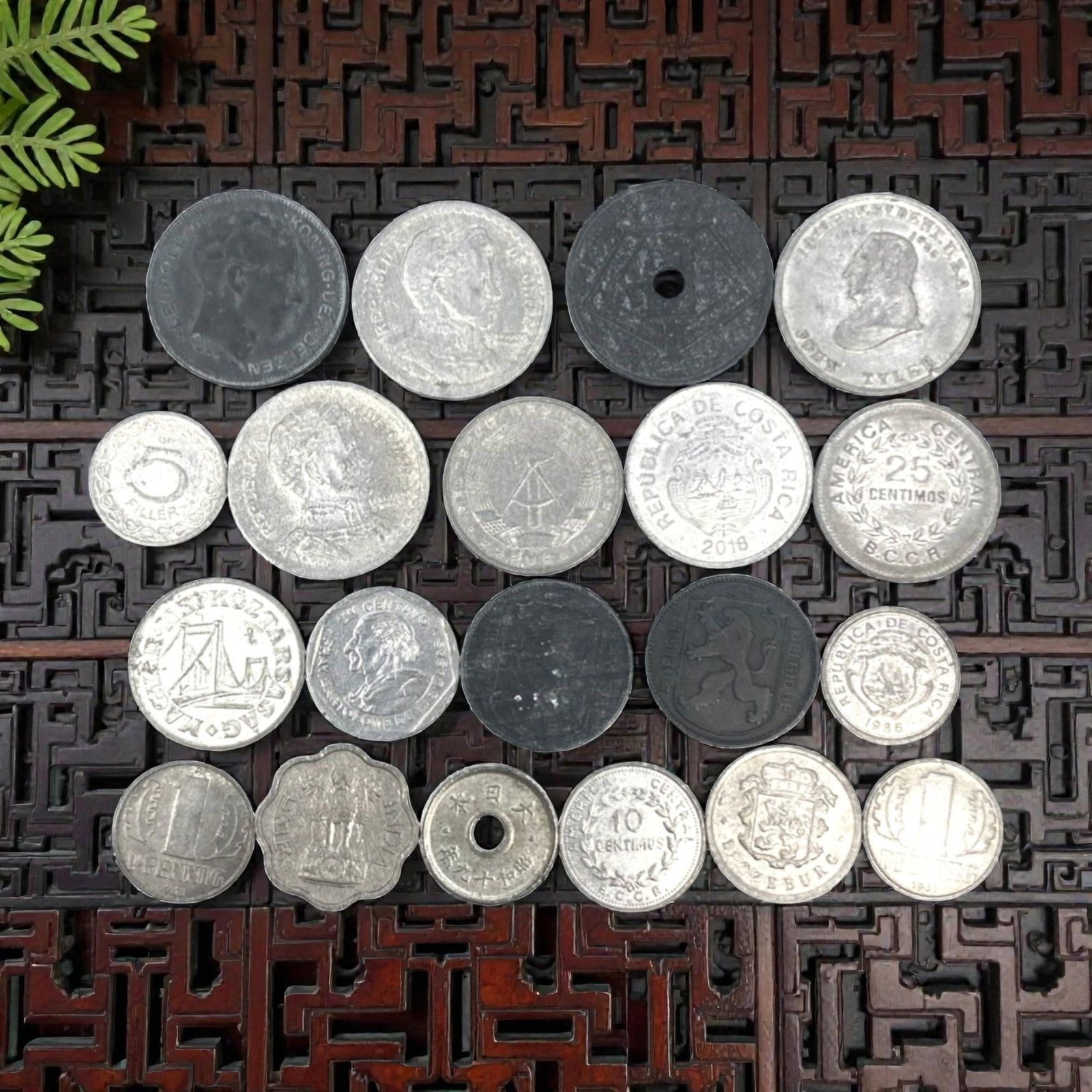 GLOBAL: Mid-20th to 21st Century Circulation Coins - 20-Piece Coins Set, 17-25mm, 58ZJ: This curated 20-Piece Coins Set spans the mid-20th to 21st centuries, featuring coins from Denmark, Belgium, Costa Rica, Hungary, Japan, Germany, and other nations, with diameters ranging from 17 to 2