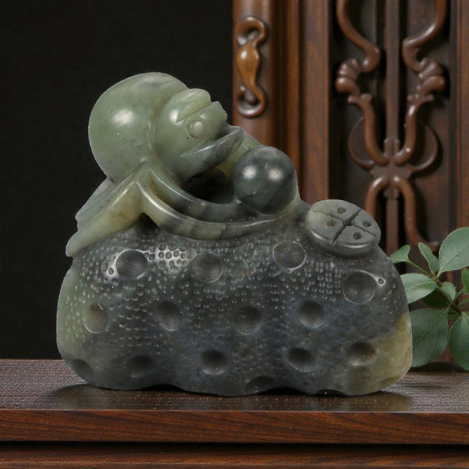 A Chinese Nephrite Jade Spider Carving, 20th Century, 78FB (1 of 3)
