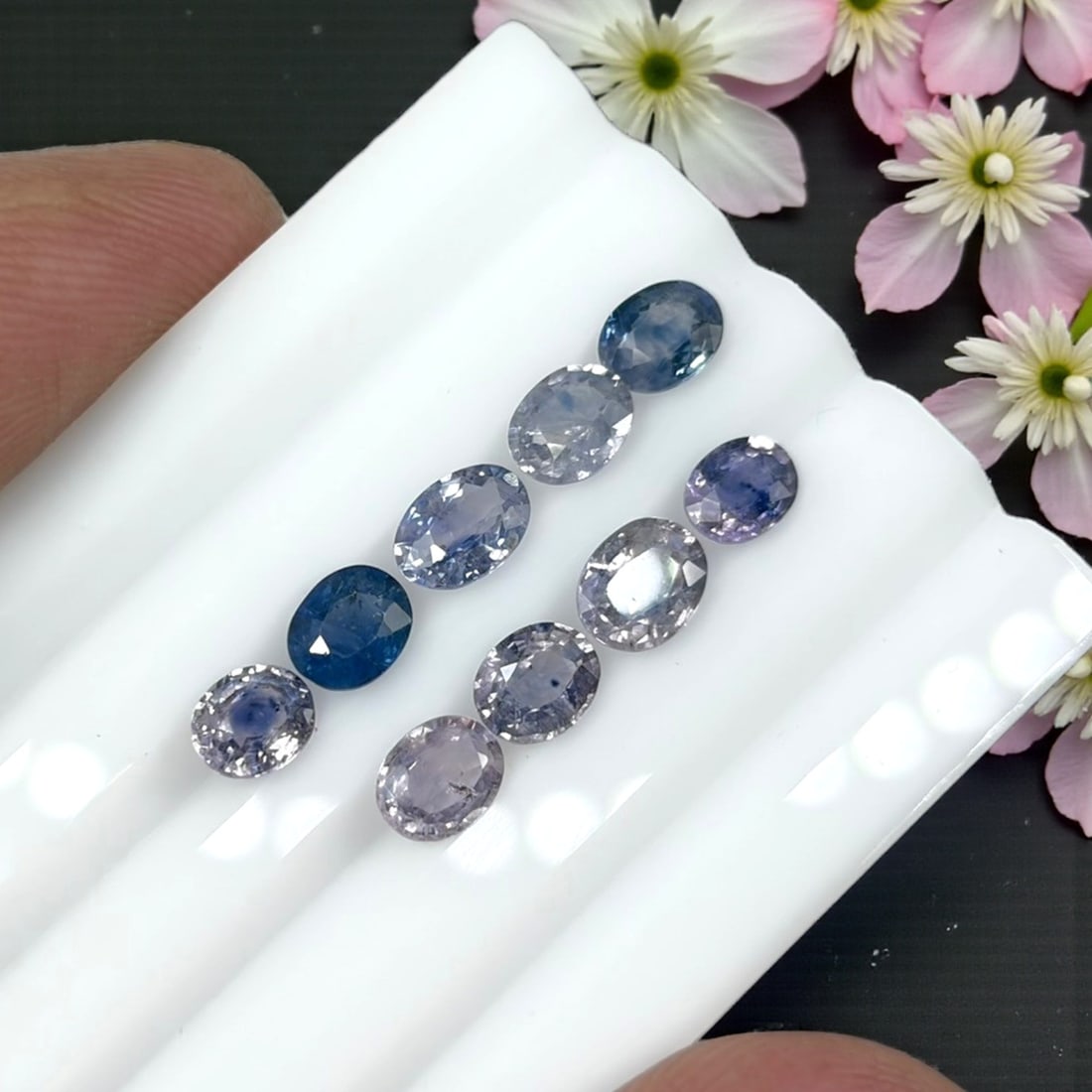 4.07 Carats Natural Gradient Blue Lavender Sapphire Parcel - Heated Loose Gems, 89YE: This curated sapphire parcel features a seamless color gradient spanning deep medium royal blue, soft sky blue, pale silvery lilac, and delicate lavender-purple tones, all finished in precision oval f