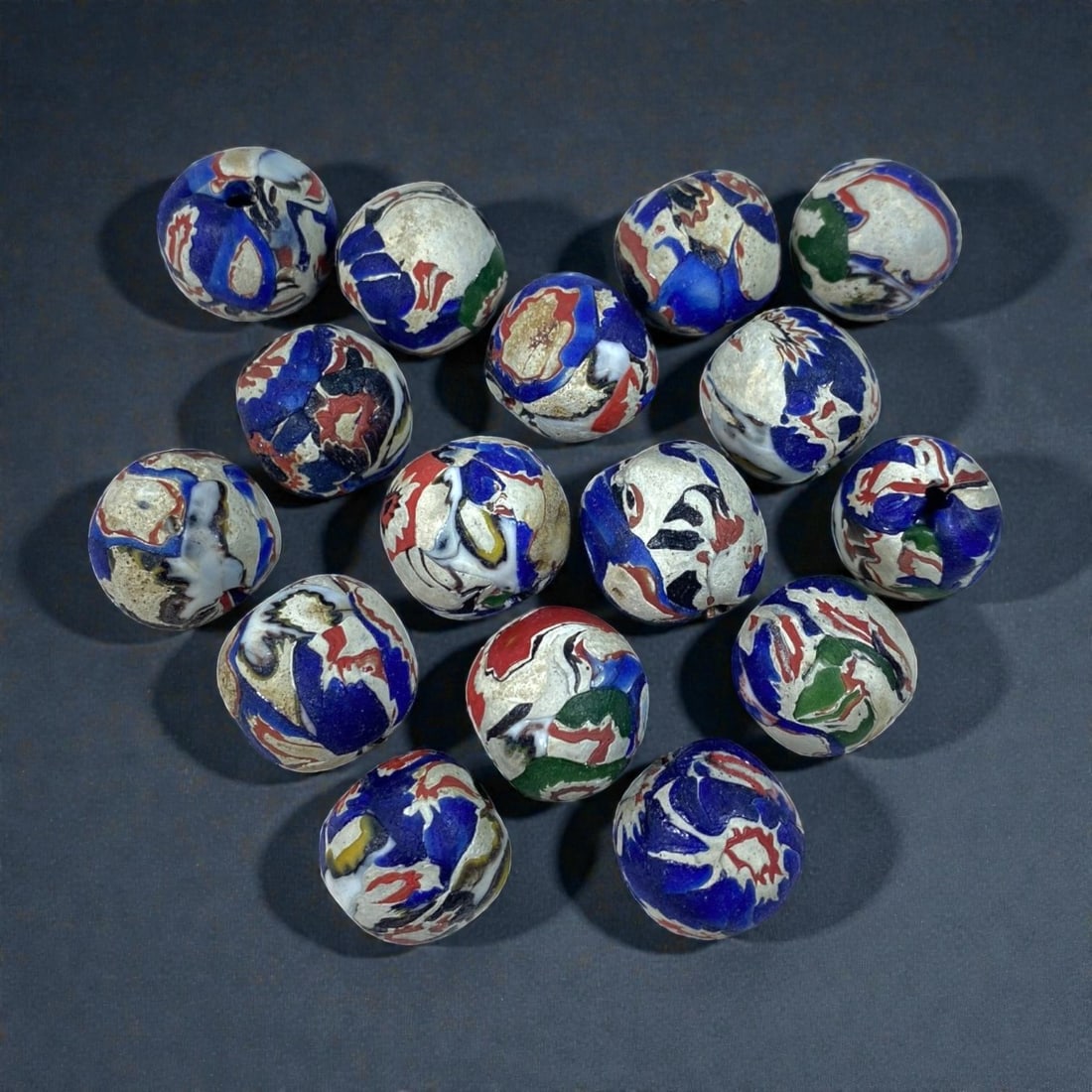 Lot of 16 Vintage Millefiori Round Glass Beads 1.5-2cm Blue Red White Swirl Lampwork Beads, 80AA: Vintage bulk set of 16 handcrafted round millefiori lampwork glass beads, each sized 1.5-2cm. Showcases bold marbled swirl patterns in deep blue, vivid red, white, green and earthy beige tones with te