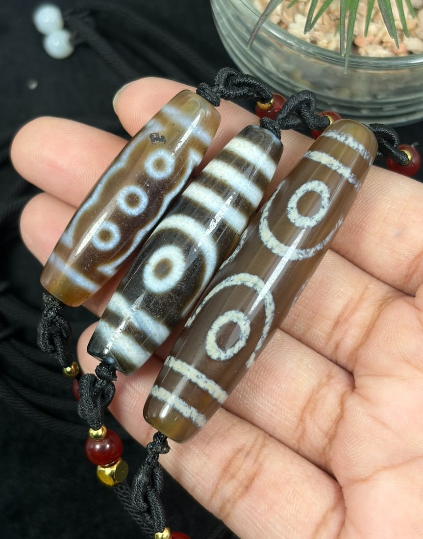 Set of 3 Chinese Agate Dzi Bead - Tibetan Pendant Necklace, 29EB: This listing presents three separate agate dzi bead pendants assembled as complete necklaces, each fashioned from polished banded agate featuring traditional etched eye and linear symbolic patterns ch