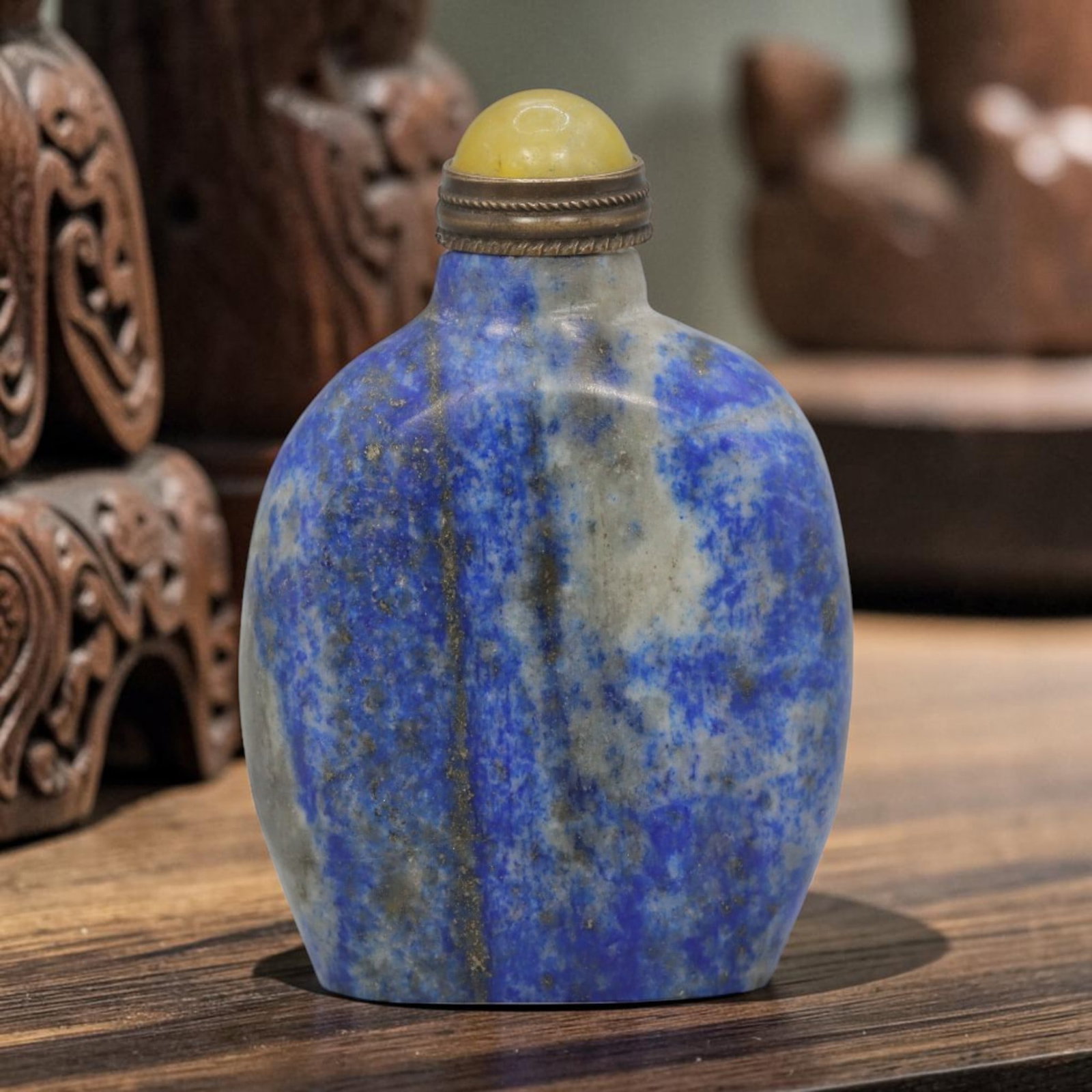 Vintage Chinese Lapis Lazuli Snuff Bottle - Natural Veined Form, 49YF: Crafted from solid lapis lazuli, this vintage Chinese snuff bottle features a smooth, polished natural veined form. The stone exhibits a striking deep blue hue with prominent grey calcite veining and 