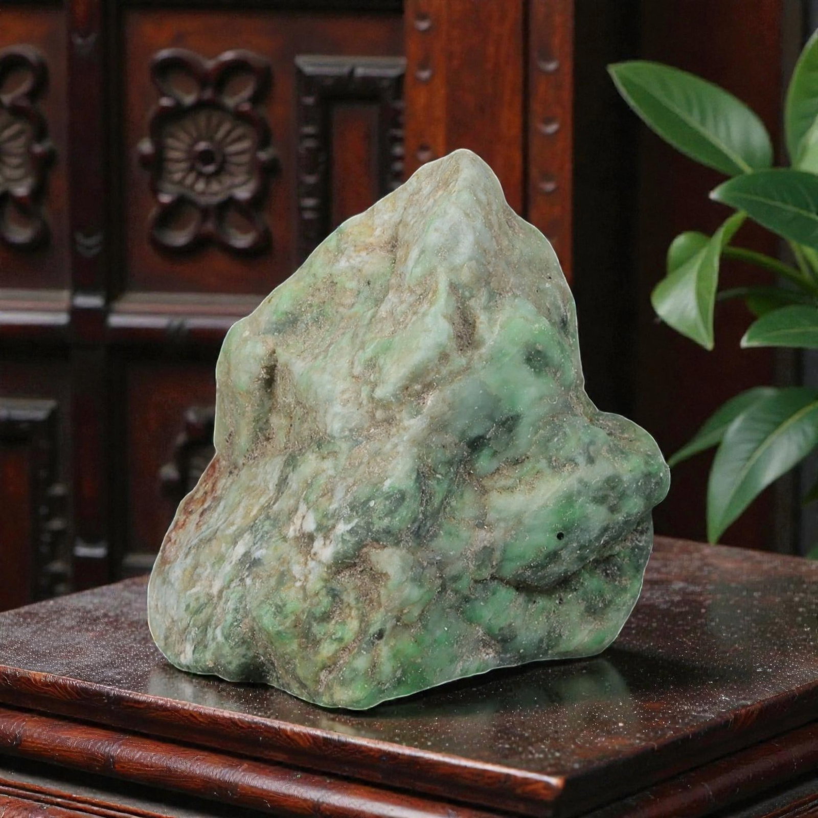 90Ct Natural Type A Burmese Jadeite Jade Rough Stone - Green Raw Materialc, 48EA: This is a natural, unpolished rough stone of Type A Burmese jadeite jade, weighing 90 carats and measuring 3x2.5cm. The stone displays a multi-tonal green pattern with natural mineral inclusions, eart
