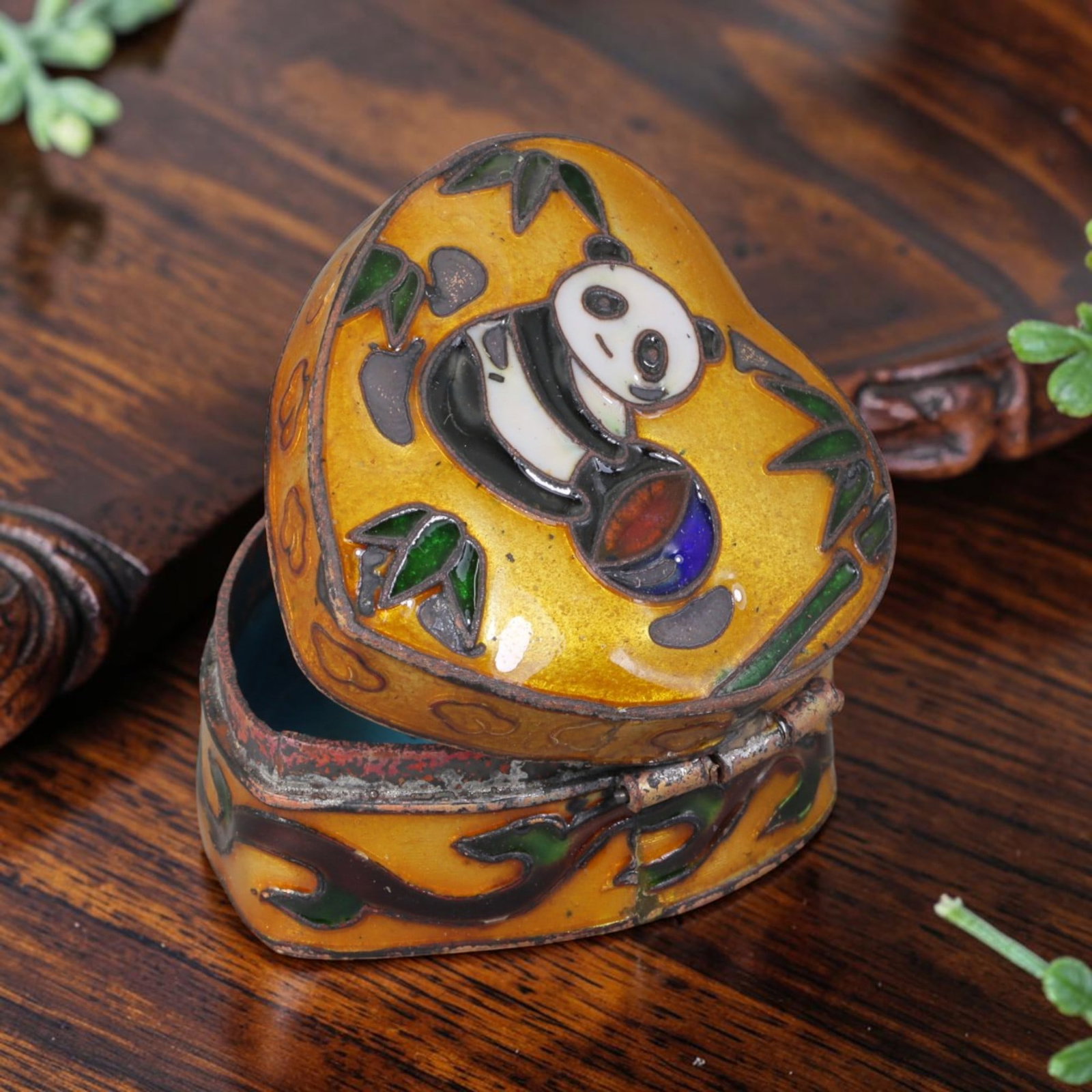 Vintage Chinese Copper Cloisonne Trinket Box - Panda Bamboo Enamel Casket, 23AR: Crafted from copper base metal with traditional cloisonne copper wire filigree and hand-fired tinted enamel glazes. This heart-shaped hinged miniature casket features a warm golden yellow enamel groun