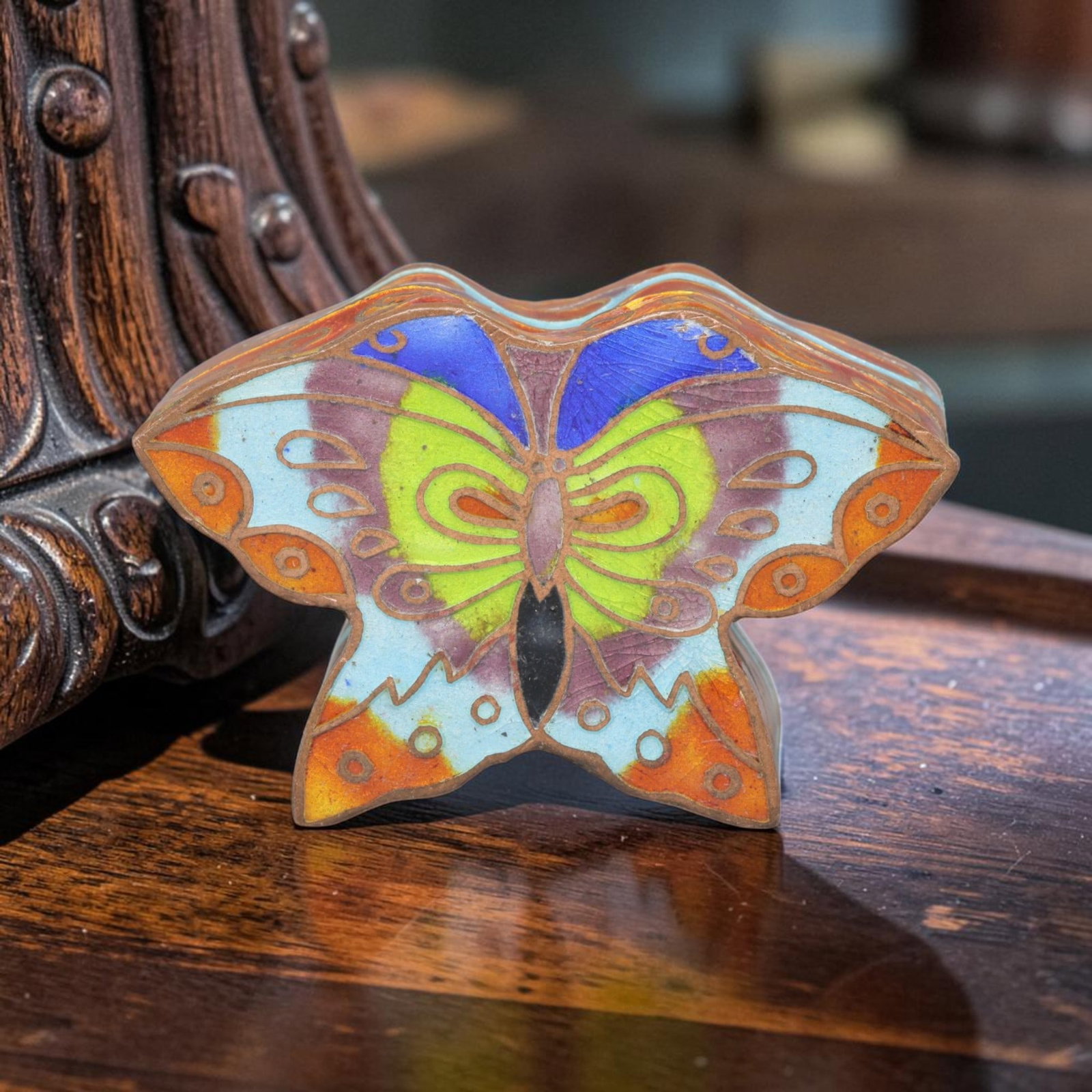 Vintage Chinese Copper Cloisonne Trinket Box - Butterfly Polychrome Enamel Casket, 10YF: Crafted from a copper base with fine cloisonne wirework and hand-fired polychrome enamel glazes, this hinged miniature casket is shaped as a stylized butterfly. The lid features a vibrant multi-colore
