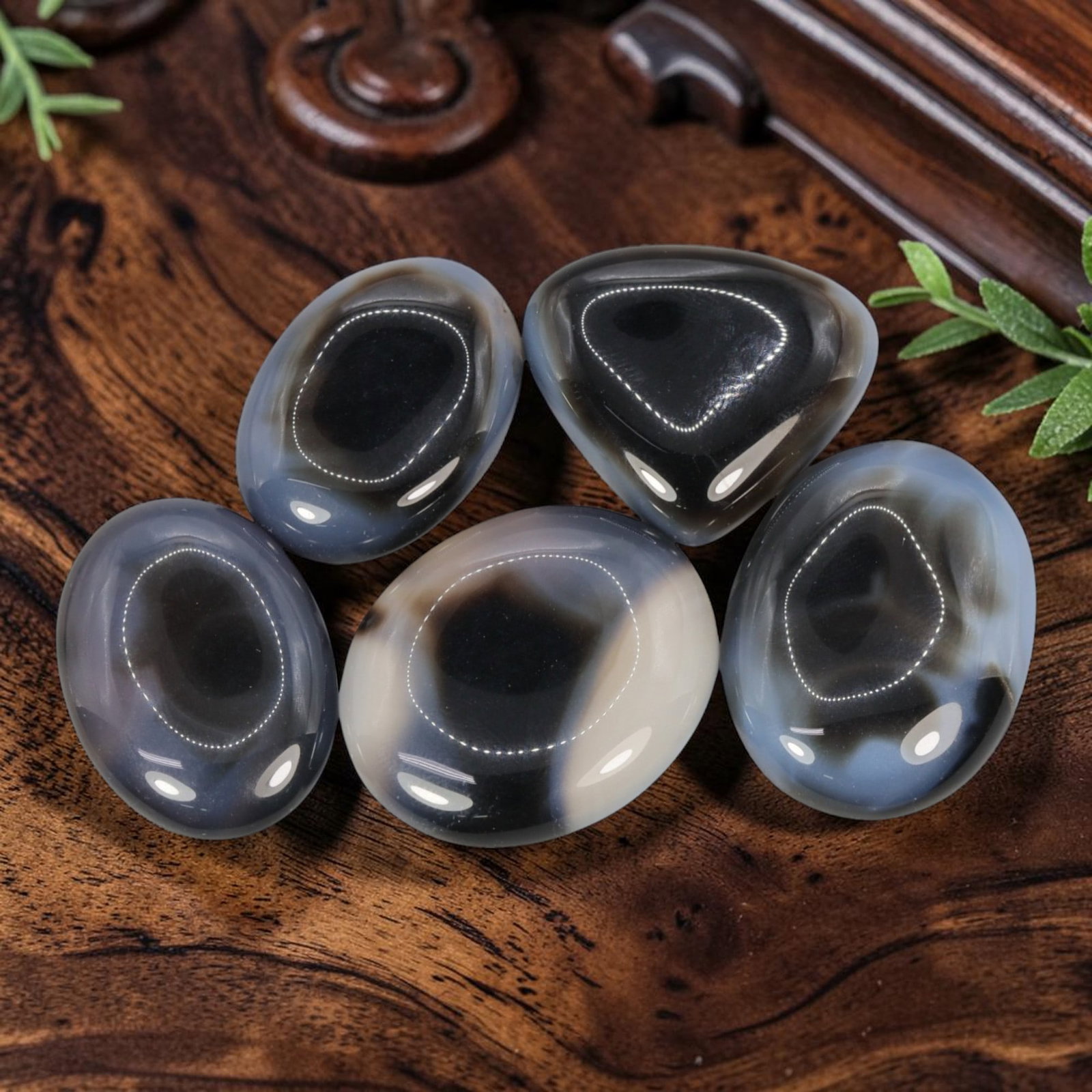 266.42 Carats Natural Banded Eye Onyx Mixed Cabochon Lot, 71WC: Let me share with you this really nice parcel of five polished eye onyx cabochons, each showing its own distinct natural center eye pattern. These stones blend smoky semi-transparent blue-gray tones w