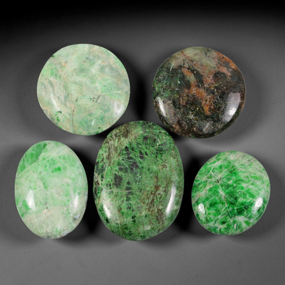 Lot of 5pcs 101ct Natural Burmese Type A Green Web Veined Jadeite Jade Cabochons, 55AV: This wholesale lot contains 5 fully untreated natural Burmese Type A jadeite jade cabochons in oval and round silhouettes, total combined weight 101ct with the largest stone sized 29x21mm. Each piece 