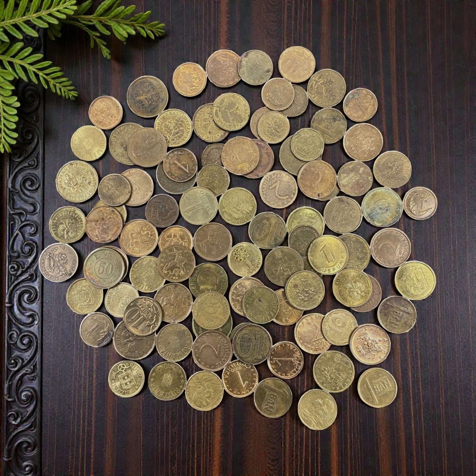 EASTERN EUROPE: Post-Communist Transition - Mixed Brass Coin Bulk Lot, 21V: This diverse lot of Eastern European brass coins captures the everyday currency of the post-1989 transition era. Featuring denominations from Romania, Bulgaria, and neighboring states, the collection 