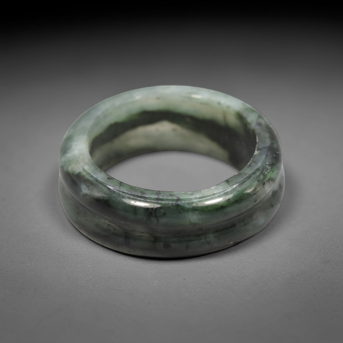 Natural Burmese Type A Jadeite Jade Double Grooved Band Ring Size US 8, 12XN: Hand-carved solid band ring crafted from genuine untreated Burmese Type A jadeite jade, presenting a soft pale misty celadon green tone with subtle natural faint grey cloud-like inclusions flowing eve
