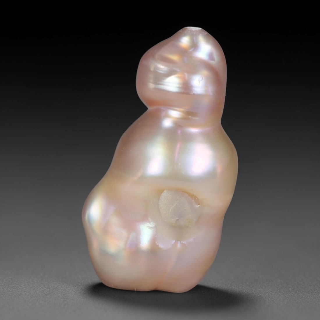 Natural Freshwater Keshi Pearl Baroque Loose Pearl, 84WE: This natural freshwater keshi pearl presents an organic irregular baroque silhouette with rich shifting iridescent nacre displaying soft champagne, peach and lavender overtones across its surface. Sub