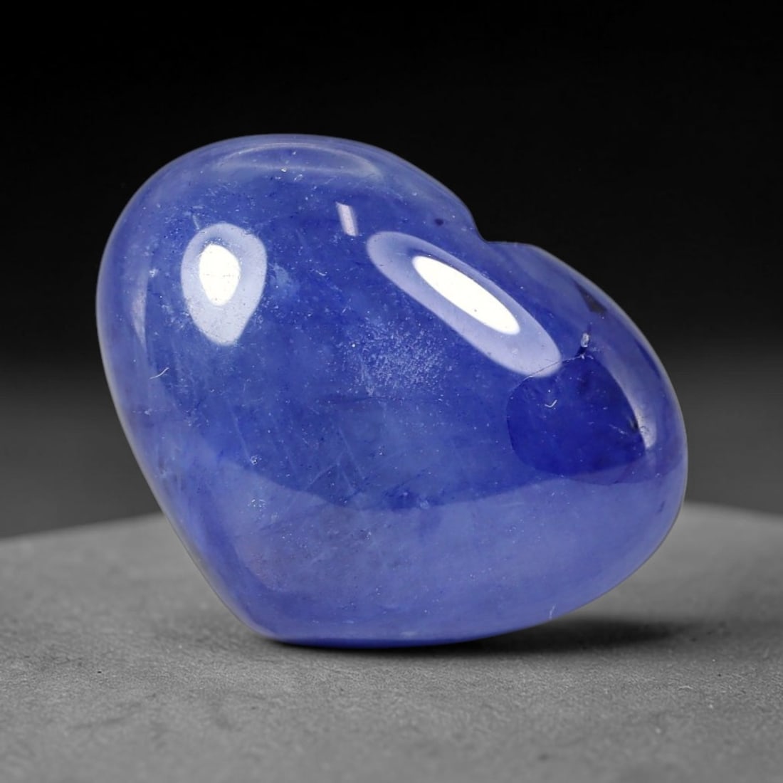 14.27 Carats Natural Madagascar Blue Sapphire Loose Gemstone, 23WJ: This natural Madagascar blue sapphire has dimension measurements of 16.2x12.3x6.1mm, sourced from Madagascar's extensive corundum mineral deposits that consistently yield sought-after corundum specime