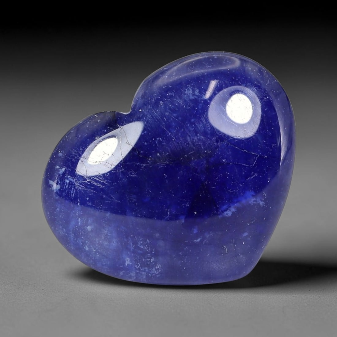 14.25 Carats Natural Madagascar Blue Sapphire Loose Gemstone, 22WJ: This natural Madagascar blue sapphire has dimension measurements of 16.5x13.4x5.7mm, sourced from Madagascar's extensive corundum mineral deposits that consistently yield sought-after corundum specime