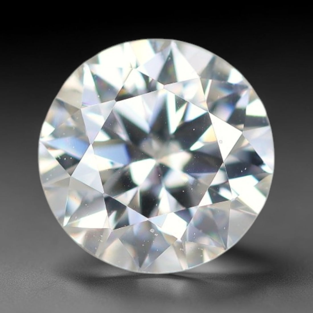 1.18 Carats Clear Moissanite Loose Gemstone, 36WP: This moissanite features dimensions of 6.9x4.2mm, a lab-created silicon carbide gemstone prized for its exceptional refractive index that generates brilliant light dispersion and consistent sparkle in