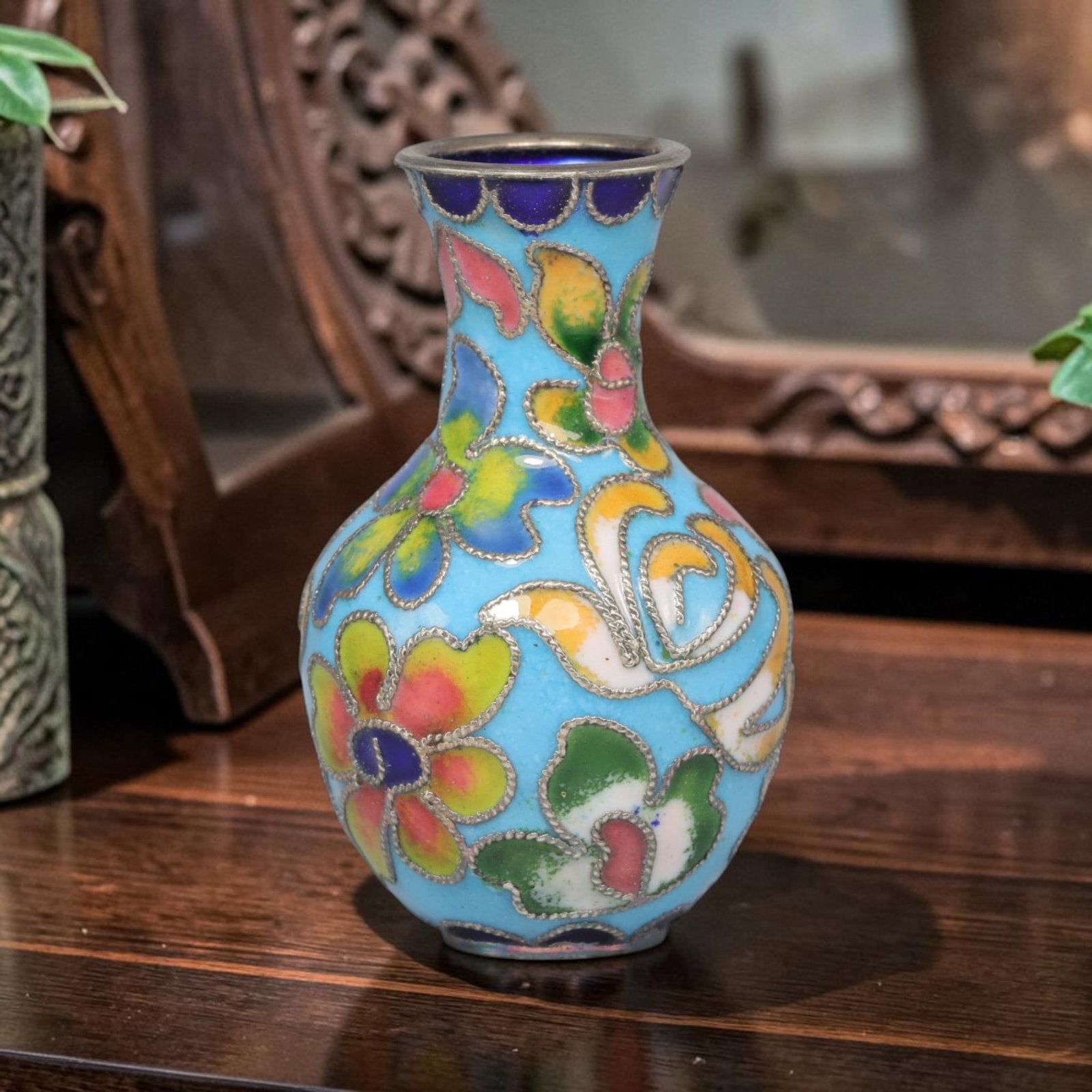 Vintage Chinese Copper Cloisonne Mini Vase - Floral Enamel Vessel, 7YF: Crafted from copper base metal with fine cloisonne wire filigree and hand-fired polychrome enamel glazes, this compact miniature vase showcases elegant traditional floral motifs across its exterior. D