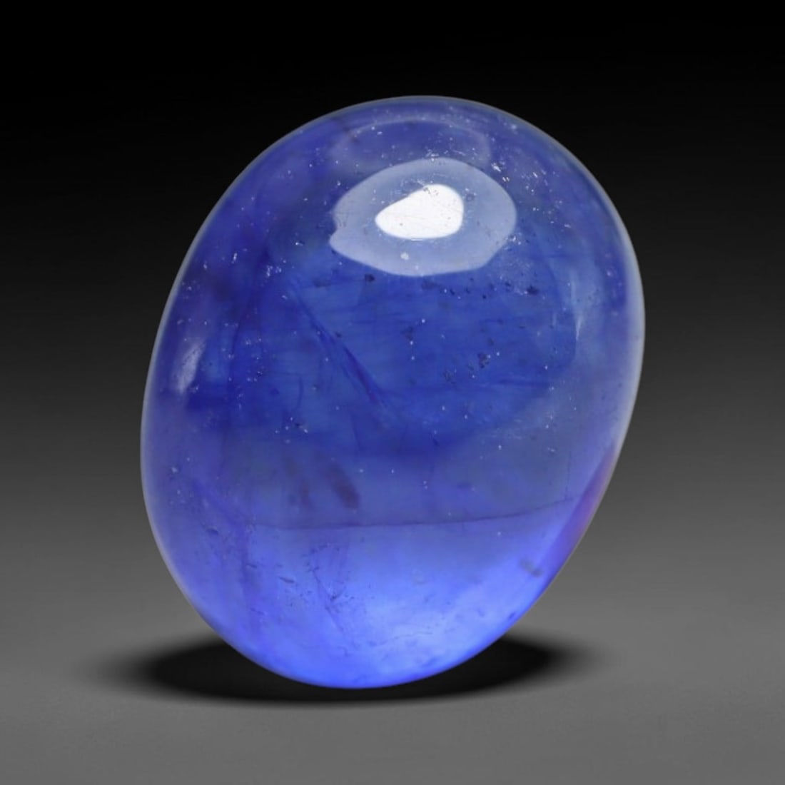 2.63 Carats Natural Madagascar Blue Sapphire Loose Gemstone, 81XY: This natural Madagascar blue sapphire has dimension measurements of 8x6x4mm, sourced from Madagascar's extensive corundum mineral deposits that consistently yield sought-after corundum specimens favor