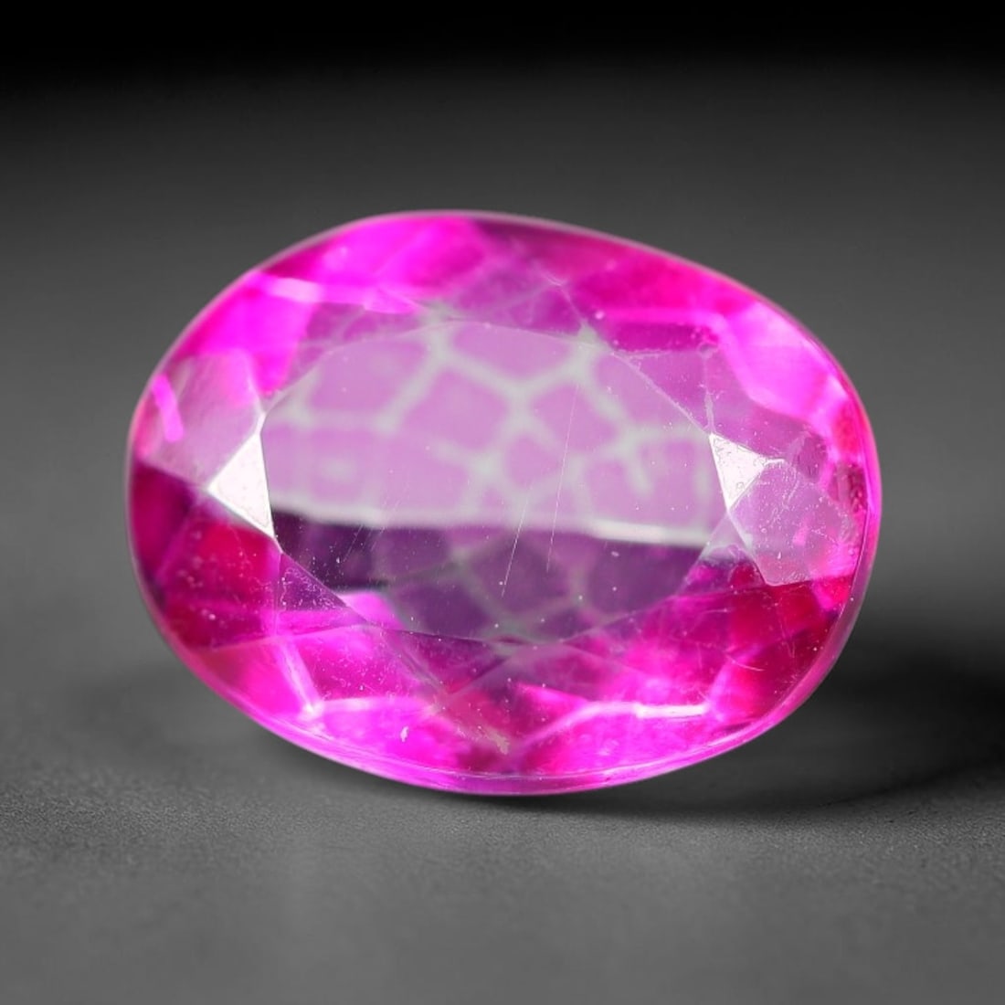 3.50 Carats Natural Brazilian Pink Topaz Oval Faceted Loose Gemstone, 78WY: This specimen is composed of natural topaz sourced from Brazilian mineral deposits, processed via professional faceted lapidary techniques with consistent glossy polishing applied to the entire crysta