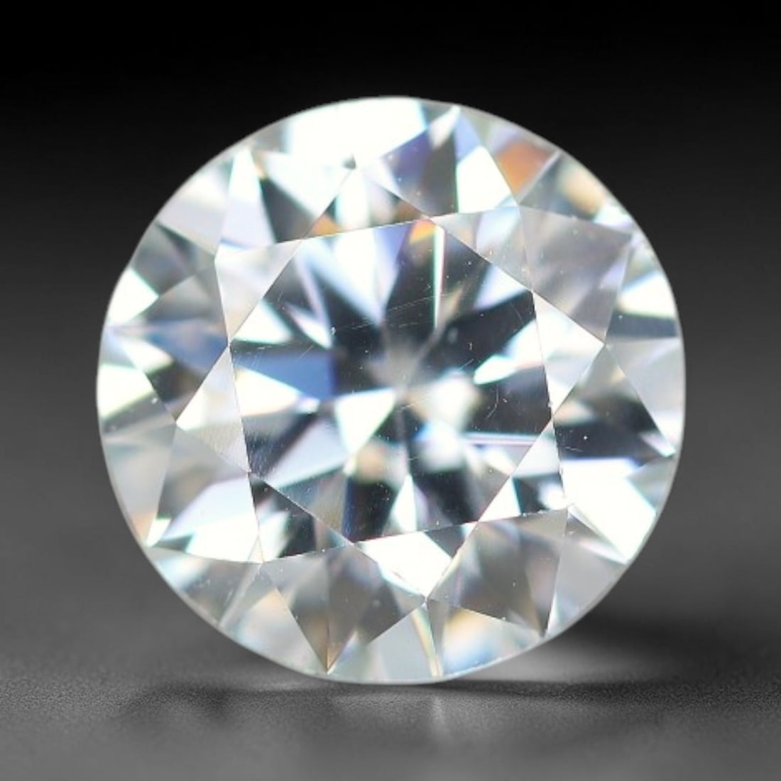 1.17 Carats Clear Moissanite Loose Gemstone, 37WP: This moissanite features dimensions of 6.9x4.2mm, a lab-created silicon carbide gemstone prized for its exceptional refractive index that generates brilliant light dispersion and consistent sparkle in