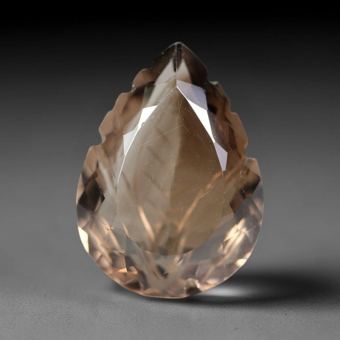 25.77 Carats Natural Brazilian Smokey Quartz Fancy Cut Loose Gemstone, 94WY: This smokey quartz originates from Brazilian natural mineral reserves and receives professional fancy cut lapidary processing with consistent glossy polishing across the entirety of the crystal outer 