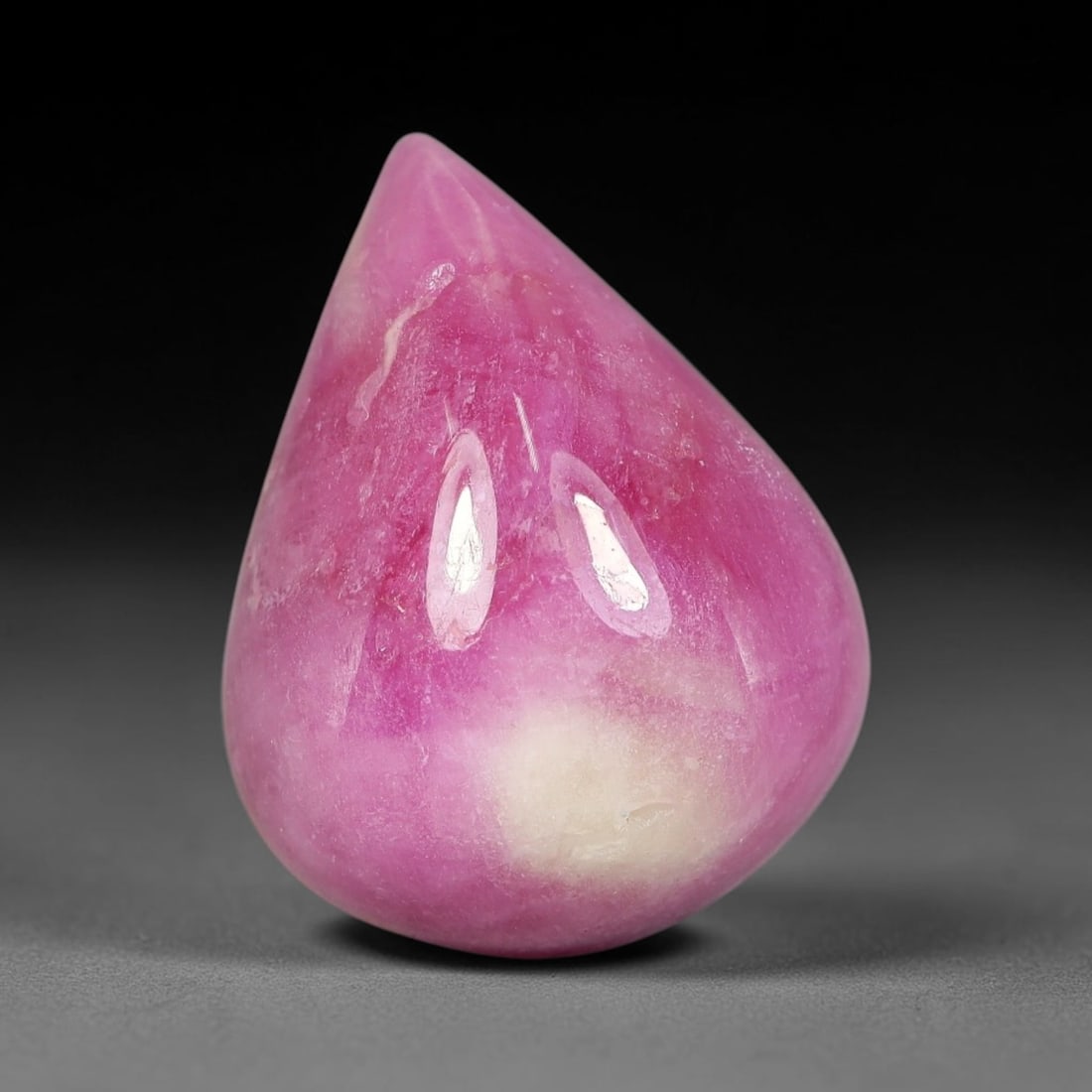 22.15 Carats Natural Mozambique Ruby Loose Gemstone, 37WJ: This natural Mozambique ruby features dimensional measurements of 18.4x14.3x9.2mm, sourced from Mozambique's well-established corundum mining regions known for producing distinctive natural corundum s