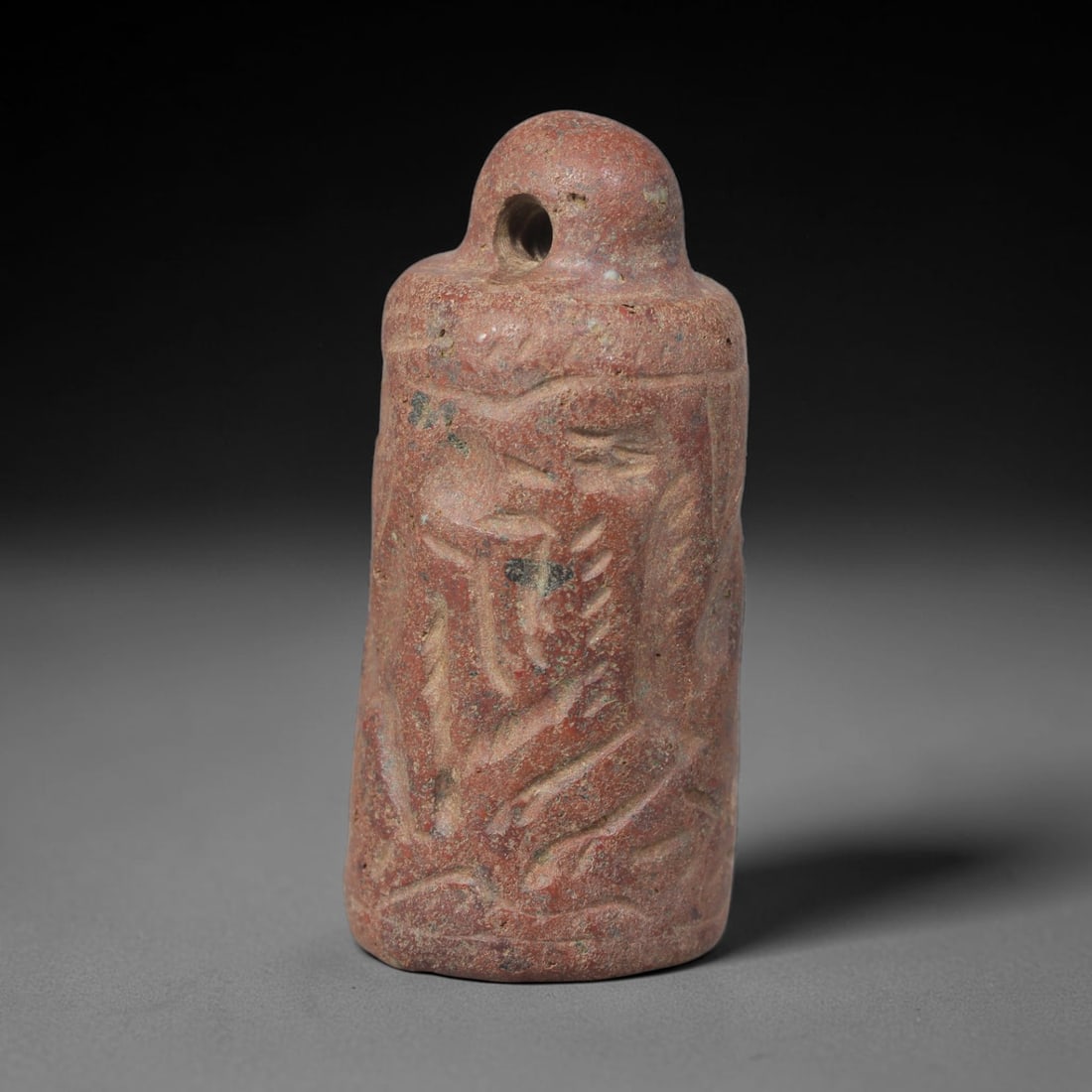 Ancient Sasanian Hand Carved Steatite Stamp Seal Talisman, 19WT: Small antique wearable stamp artifact hand hewn from natural soft steatite stone, originating from ancient Sasanian Persian cultural and administrative craft traditions. Steatite was a widely favored 