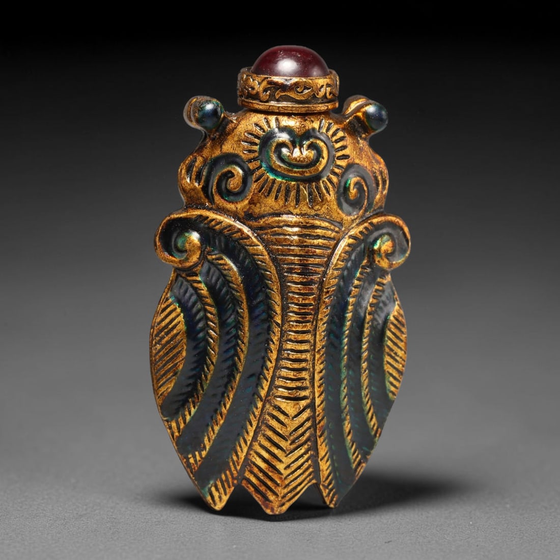 A Chinese Gilt Enamel Cicada Form Metal Snuff Bottle, 67WT (1 of 2)