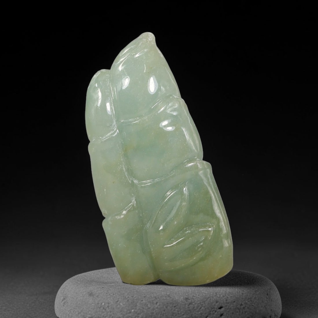 Natural Burmese Type A Jadeite Jade Hand Carved Pendant, 22TC: Artisan hand-carved untreated Burmese Type A jadeite jade pendant measuring 41x19.6 mm. Carefully sculpted with detailed relief craftsmanship and finished with a smooth glossy polish. Authentic Type A