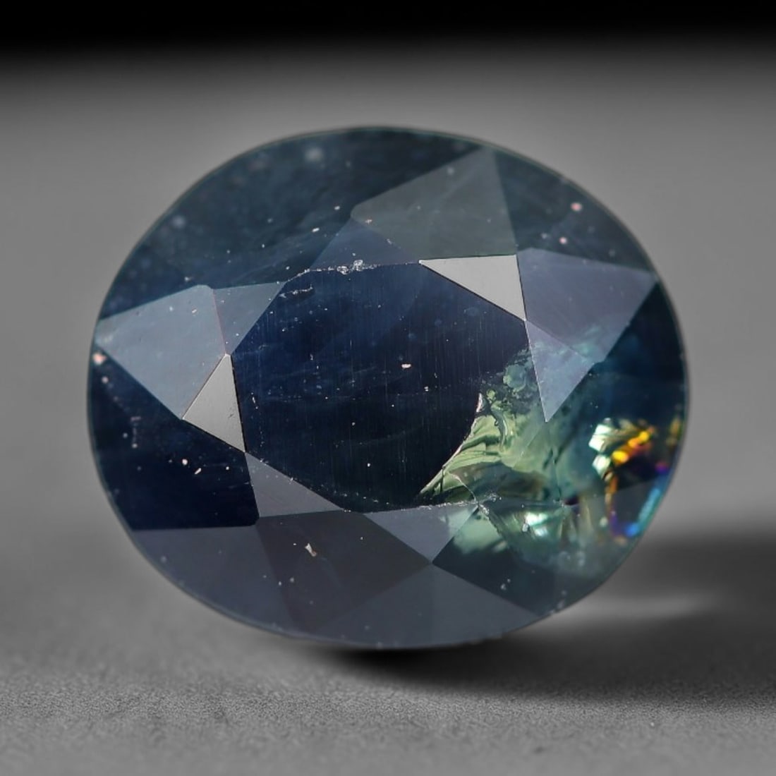 2.38 Carats Natural Deep Blue Loose Sapphire Oval Faceted Gemstone, 93XZ: Natural rich saturated blue corundum sapphire precision faceted loose gemstone, crafted with mixed brilliant facets to deliver strong light reflection and deep uniform blue color saturation. The cryst