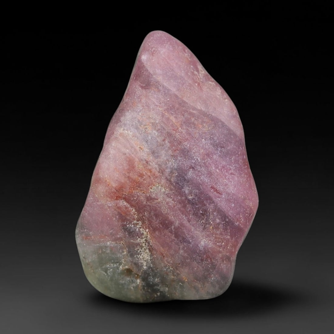 22 Carats Natural Pink Green Tourmaline Rough Specimen, 7YS: This is an untreated natural tourmaline mineral specimen formed by long-term geological activity underground, exhibiting blended pink and green color zoning throughout its crystalline composition. Nat