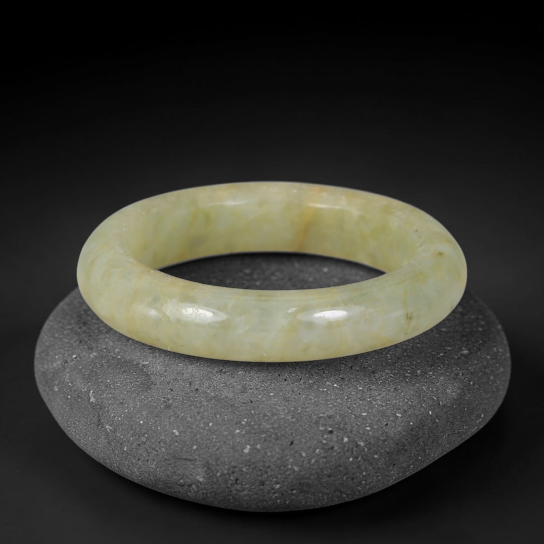 Natural Burmese Type A Jadeite Jade Band Ring Size US 11.5, 38TB: Crafted from untreated natural Burmese Type A jadeite jade, this solid stone band features a high-gloss polished finish displaying consistent deep green mineral tones interwoven with natural subtle to