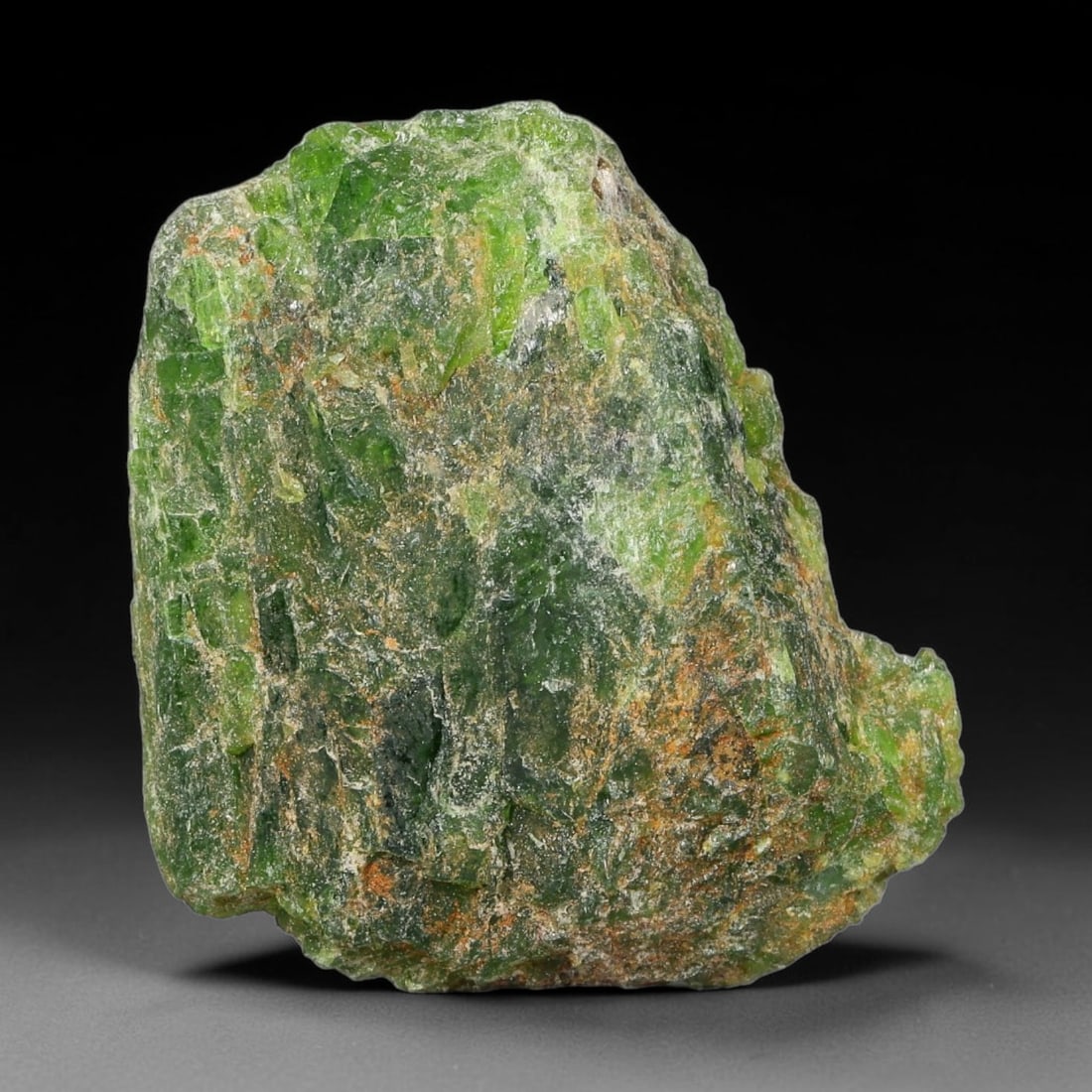 40 Carats Natural Vibrant Green Chrome Diopside Rough Specimen, 26YS: This is an untreated natural chrome diopside mineral specimen formed through natural geological processes, displaying rich green coloration caused by chromium content within its crystalline structure.