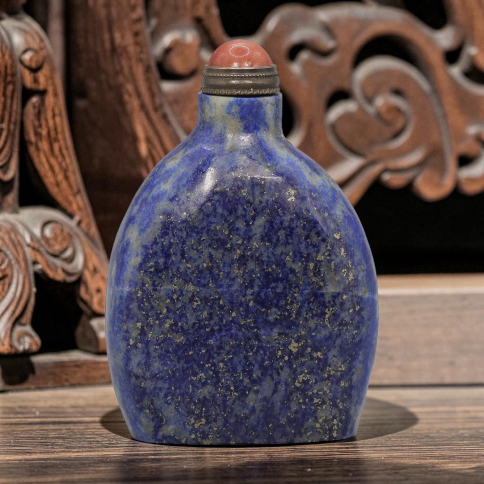Vintage Chinese Lapis Lazuli Snuff Bottle - Classic Rounded Form, 47YF: Crafted from solid lapis lazuli, this vintage Chinese snuff bottle features a smooth, polished classic rounded form. The stone exhibits a rich deep blue hue with natural pyrite inclusions and subtle c