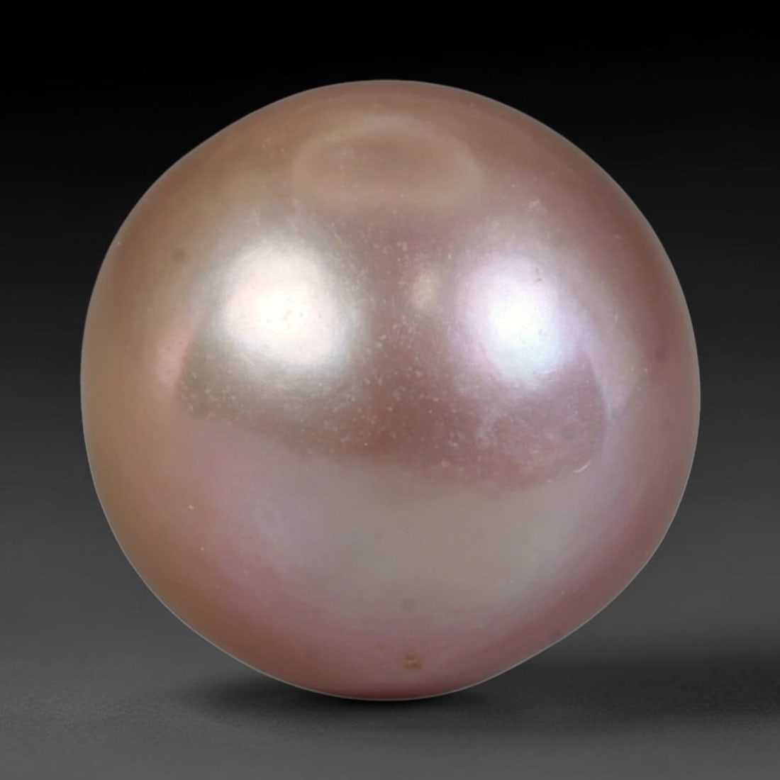 Natural Freshwater Pearl - Warm Blush Champagne Sphere 11mm, 52WE: This natural freshwater pearl features a perfectly smooth symmetrical spherical form wrapped in luminous iridescent nacre with soft warm blush and champagne undertones sweeping across its polished ext