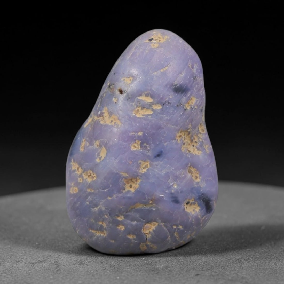 31ct Natural Unheated Sri Lankan Purplish Blue Sapphire Rough, 36YQ: This natural corundum rough is an unheated purplish blue sapphire sourced from Sri Lankan alluvial gem deposits, featuring an irregular natural native form with residual pale yellow-brown mineral matr