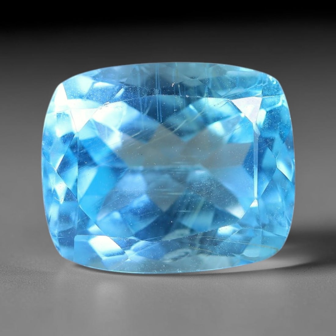 15.11 Carats Natural Brazilian Sky Blue Topaz Cushion Faceted Loose Gemstone, 31YW: Constructed from genuine natural topaz sourced from Brazilian mineral deposits, the raw material has been refined through professional faceted lapidary processing with consistent glossy polishing acro