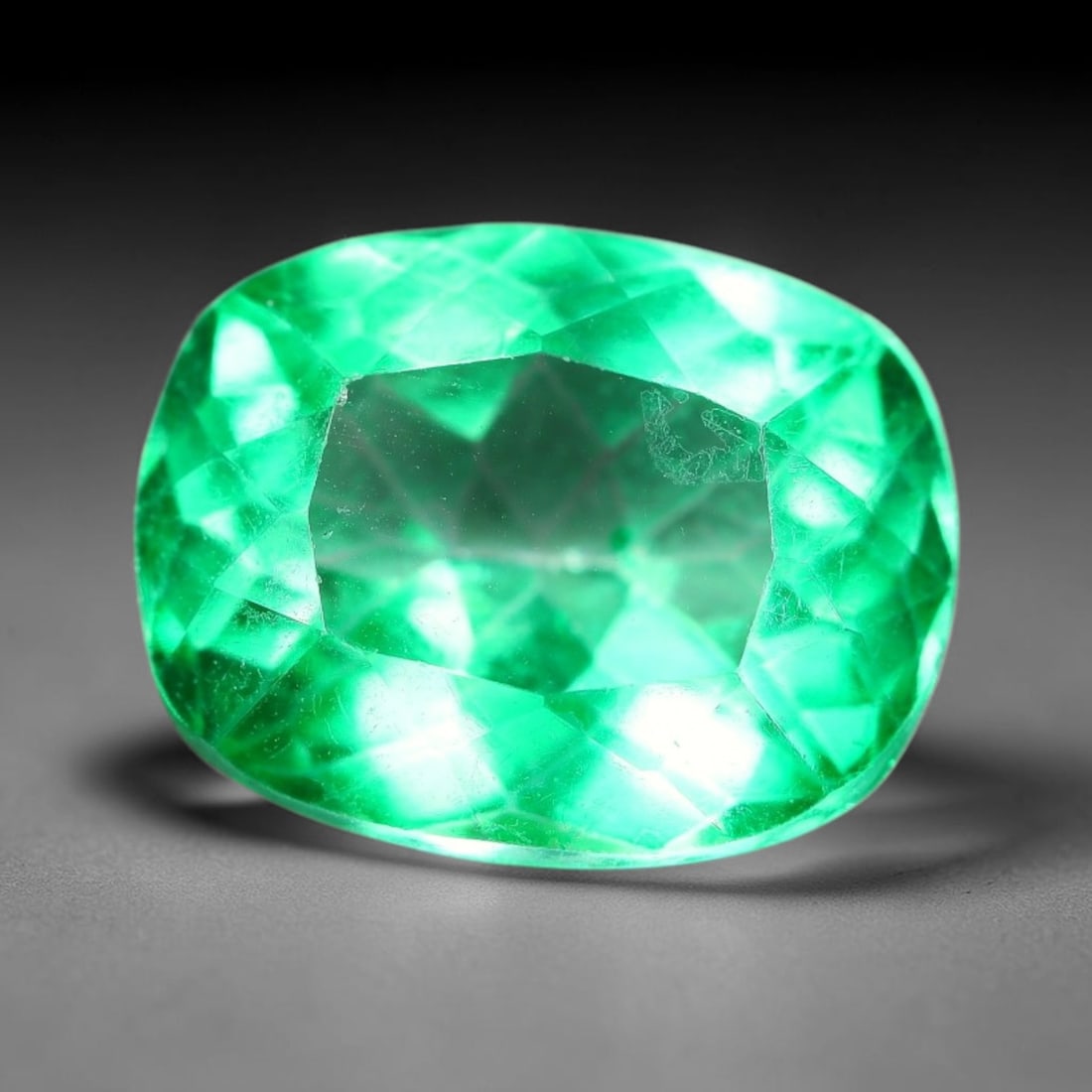 5.28 Carats Natural Brazilian Green Topaz Faceted Loose Gemstone, 95TH: This natural topaz originates from Brazilian mineral formations and undergoes professional faceted lapidary finishing with uniform high-gloss polishing across all outer crystal facets. Natural fine in