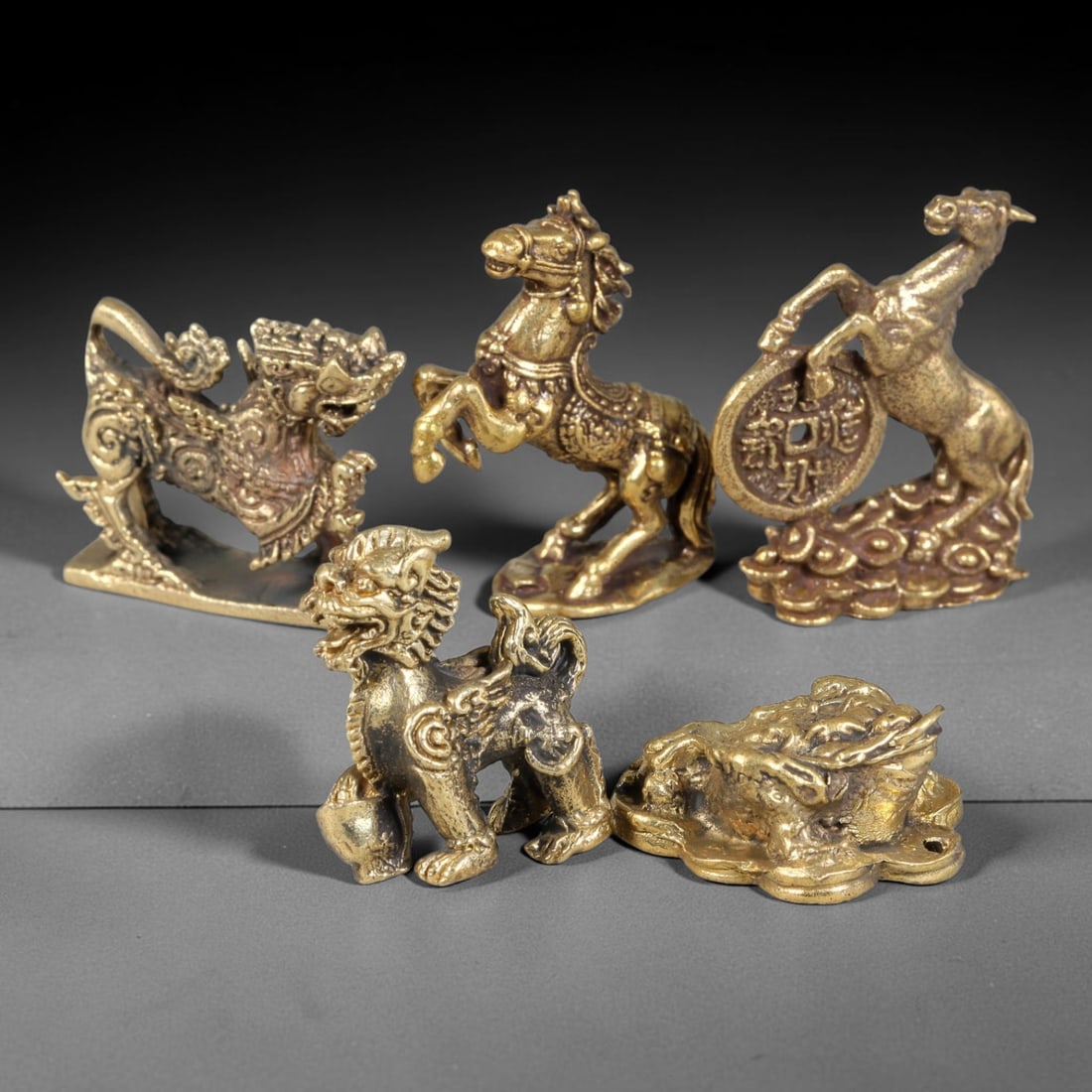 Vintage Copper Alloy Chinese Feng Shui Mythical Beast Mini Statues - 5pcs Set, 10YZ: Vintage copper alloy feng shui miniature beast figurine set of five pieces, each sized 3.2x1.7cm. This collection includes ornate kirin, standing horse, steed atop ancient coin, wealth lion holding in