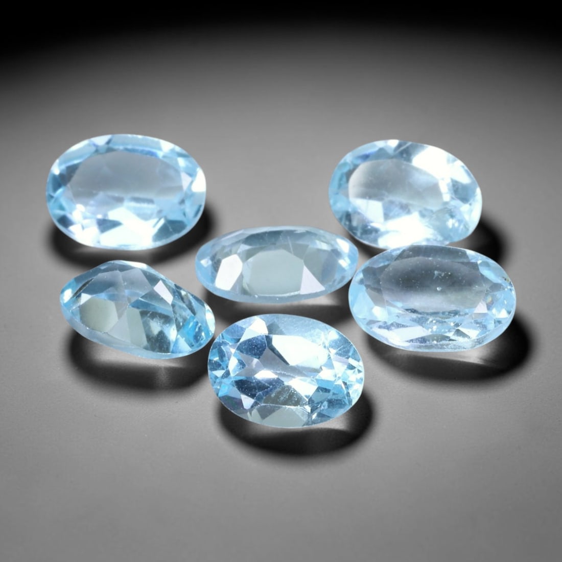 5.25 Carats Natural Brazilian Sky Blue Topaz Oval Faceted Loose Gemstone, 45TS: Constructed from genuine natural topaz sourced from Brazilian mineral deposits, the raw material has been refined through professional faceted lapidary processing with consistent glossy polishing acro