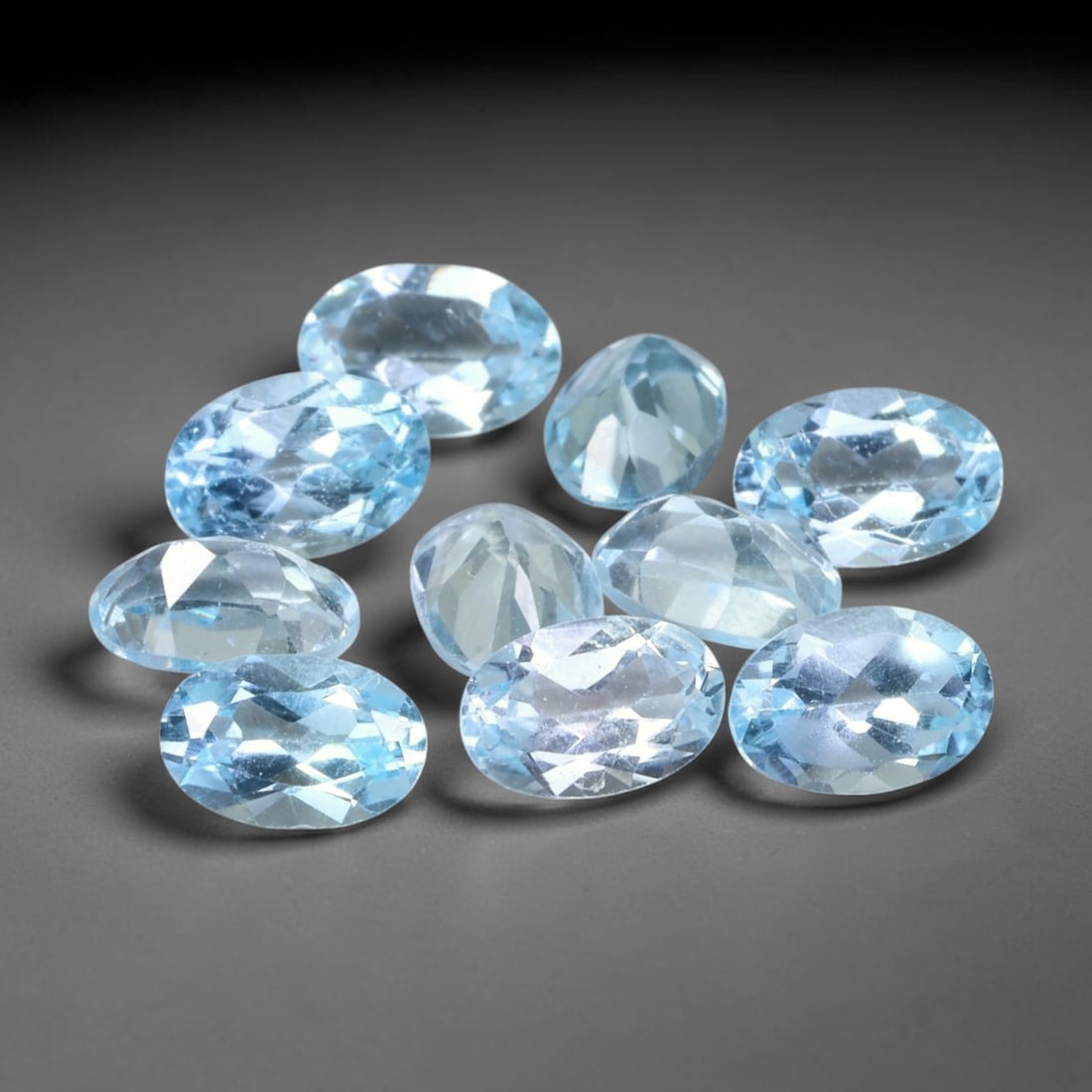 5.26 Carats Natural Brazilian Sky Blue Topaz Oval Faceted Loose Gemstone, 52TS: Constructed from genuine natural topaz sourced from Brazilian mineral deposits, the raw material has been refined through professional faceted lapidary processing with consistent glossy polishing acro