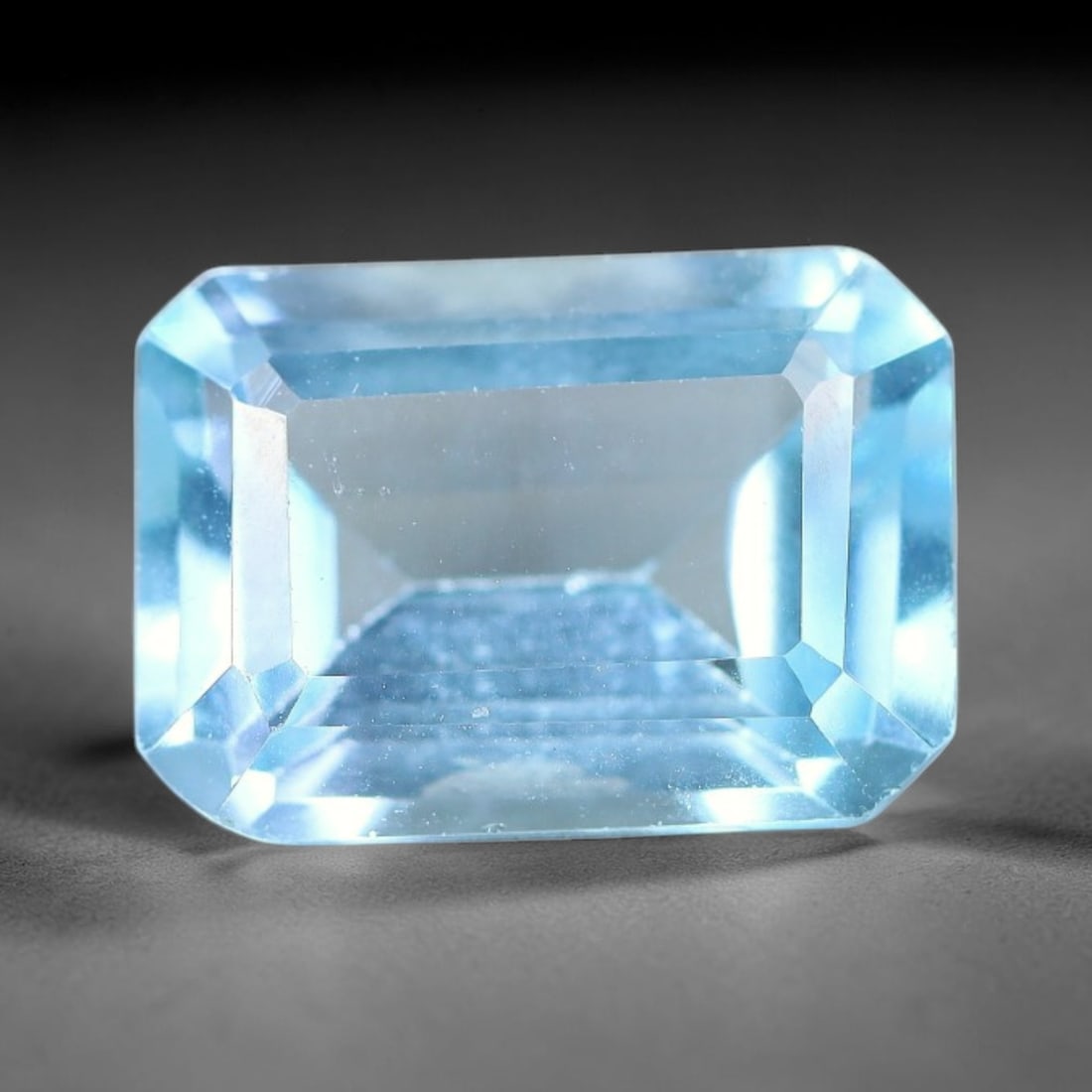 8.58 Carats Natural Brazilian Sky Blue Topaz Faceted Loose Gemstone, 34YW: Constructed from genuine natural topaz sourced from Brazilian mineral deposits, the raw material has been refined through professional faceted lapidary processing with consistent glossy polishing acro