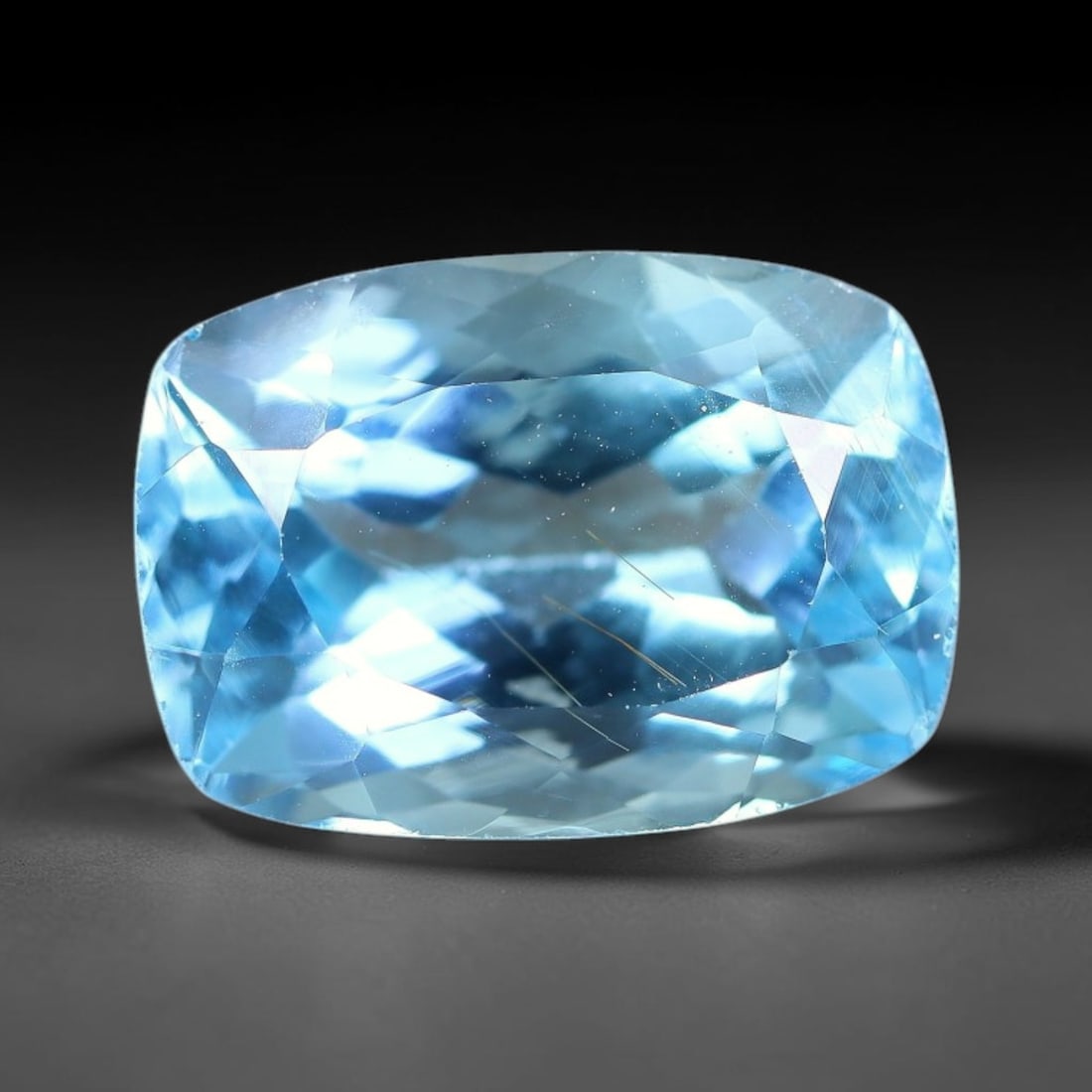 12.81 Carats Natural Brazilian Sky Blue Topaz Octagon Faceted Loose Gemstone, 32YW: Constructed from genuine natural topaz sourced from Brazilian mineral deposits, the raw material has been refined through professional faceted lapidary processing with consistent glossy polishing acro