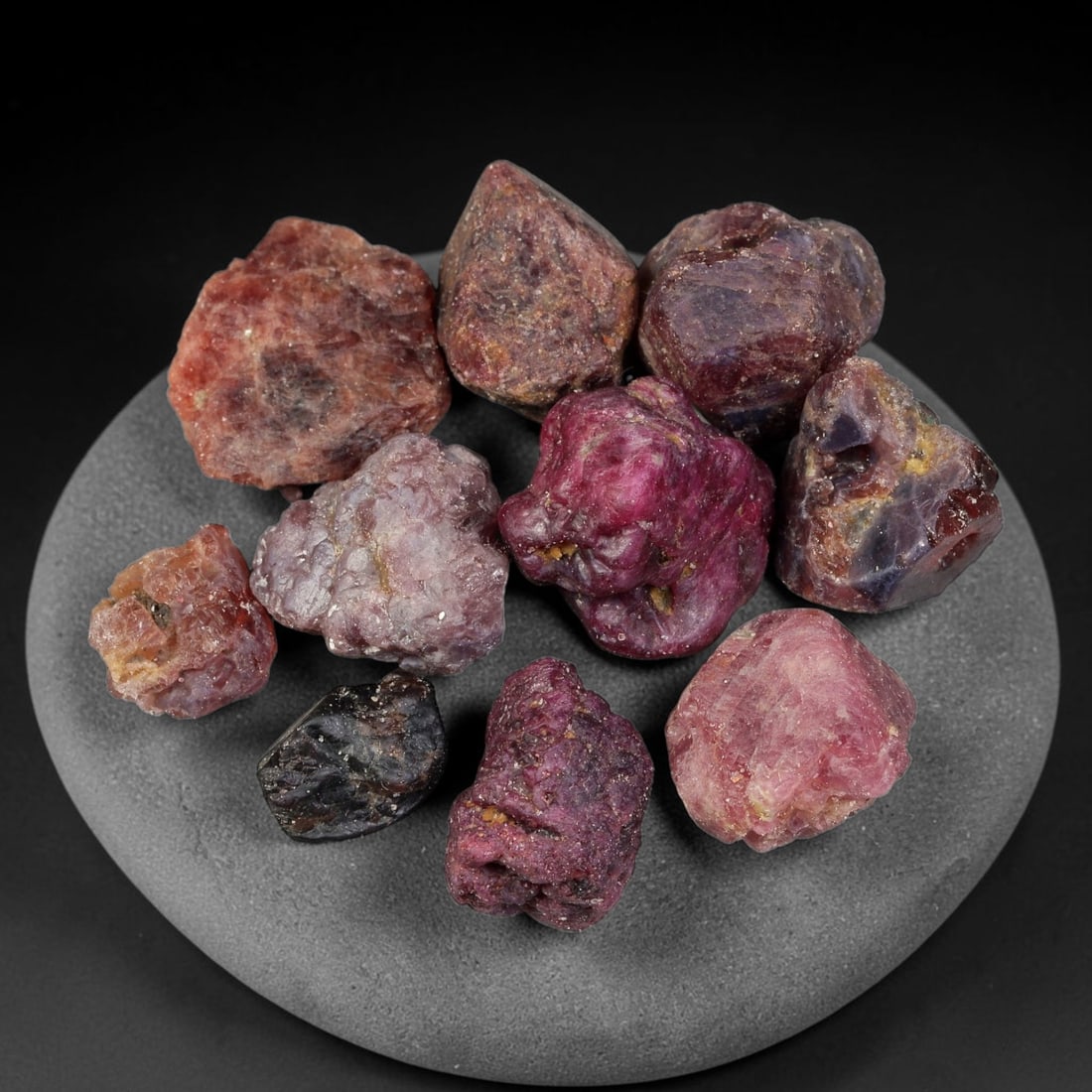 139.07ct Natural Spinel Rough Gemstone Parcel, Raw Spinel Crystals, 44TV: Natural spinel rough parcel with largest specimen measuring 17.3x15.7x4.5mm. Raw unpolished spinel crystals showing varied tones of red, pink, purple and grey, featuring natural crystalline textures, 