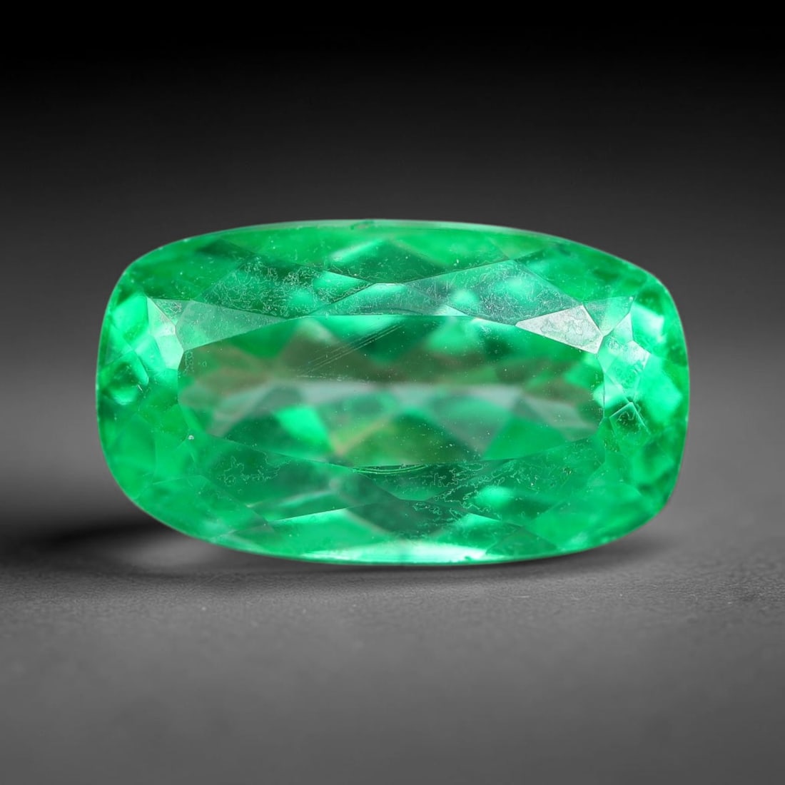 8.15 Carats Natural Brazilian Green Topaz Faceted Loose Gemstone, 81SA: This natural topaz originates from Brazilian mineral formations and undergoes professional faceted lapidary finishing with uniform high-gloss polishing across all outer crystal facets. Natural fine in