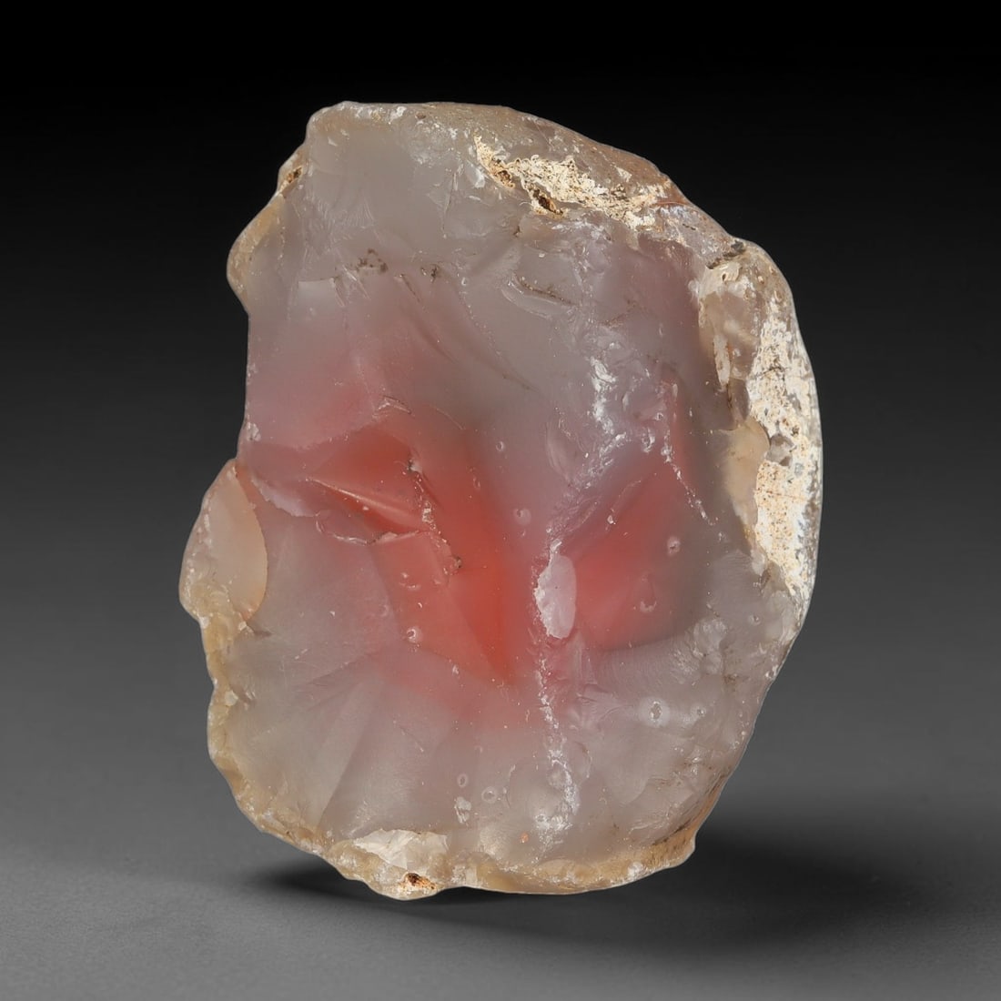 141g Natural Pink Red Chalcedony Agate Rough Specimen, Raw Agate, 2SB: Natural agate rough weighing 141 grams, dimensions 60.1x43.8x35.2mm. This unpolished raw agate features a soft translucent milky base with vibrant pink-red color concentrated at its center, natural we