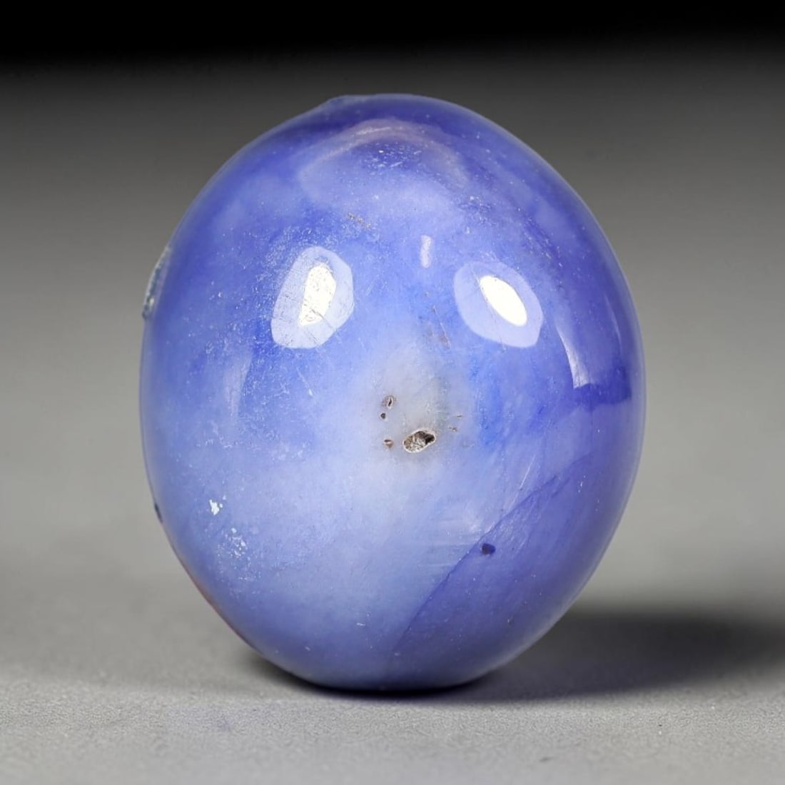 15.91 Carats Natural Madagascar Blue Sapphire Loose Gemstone, 47SA: This natural Madagascar blue sapphire has dimension measurements of 14.9x12.6x7.9mm, sourced from Madagascar's extensive corundum mineral deposits that consistently yield sought-after corundum specime