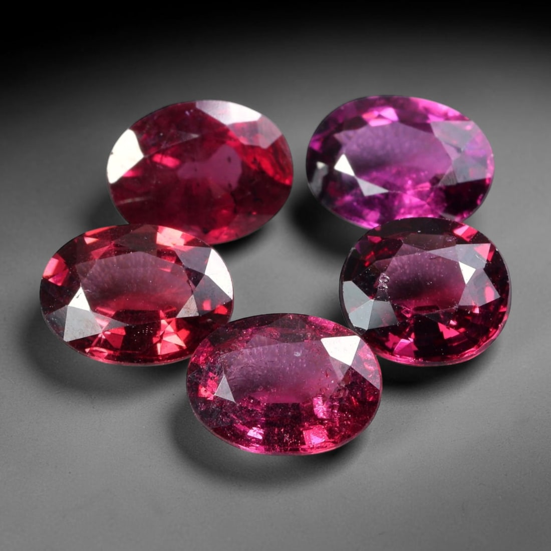7.25ct Natural Almandine Garnet Oval Cut Loose Gemstone, 29TY: Natural almandine garnet oval faceted loose gemstone, measuring 7.9x5.8x3.6mm. Rich deep red hue with bright faceting for great sparkle. Ideal for custom ring and pendant settings, perfect for gem col