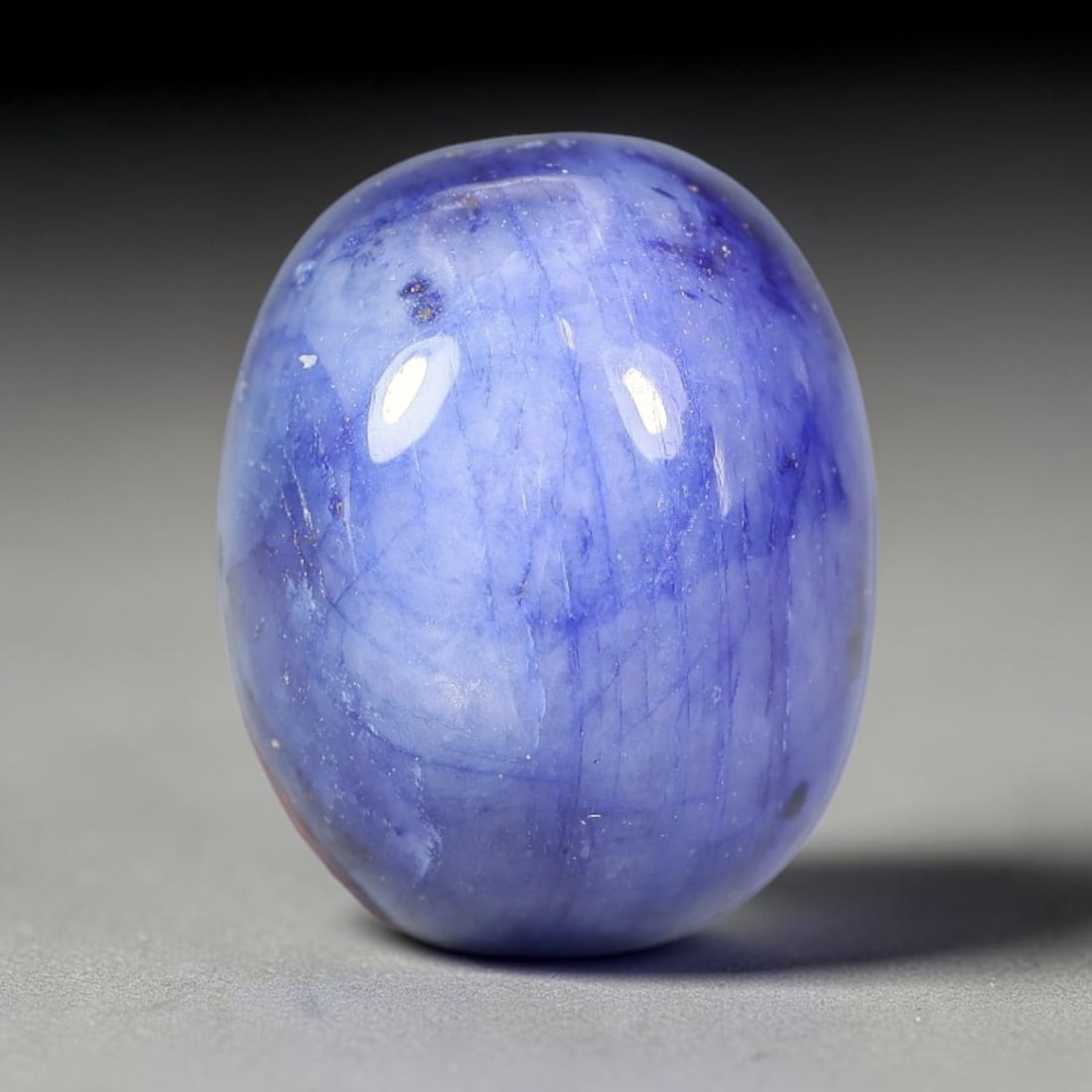 16.83 Carats Natural Madagascar Blue Sapphire Loose Gemstone, 63SA: This natural Madagascar blue sapphire has dimension measurements of 14.2x11.4x9.3mm, sourced from Madagascar's extensive corundum mineral deposits that consistently yield sought-after corundum specime