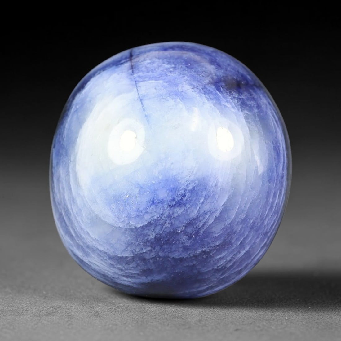 20.11 Carats Natural Madagascar Blue Sapphire Loose Gemstone, 37SA: This natural Madagascar blue sapphire has dimension measurements of 15.8x14.5x8.6mm, sourced from Madagascar's extensive corundum mineral deposits that consistently yield sought-after corundum specime