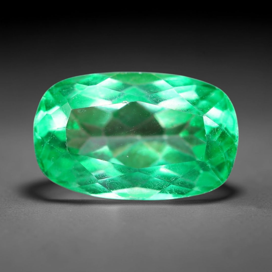 5.58 Carats Natural Brazilian Green Topaz Faceted Loose Gemstone, 80SA: This natural topaz originates from Brazilian mineral formations and undergoes professional faceted lapidary finishing with uniform high-gloss polishing across all outer crystal facets. Natural fine in